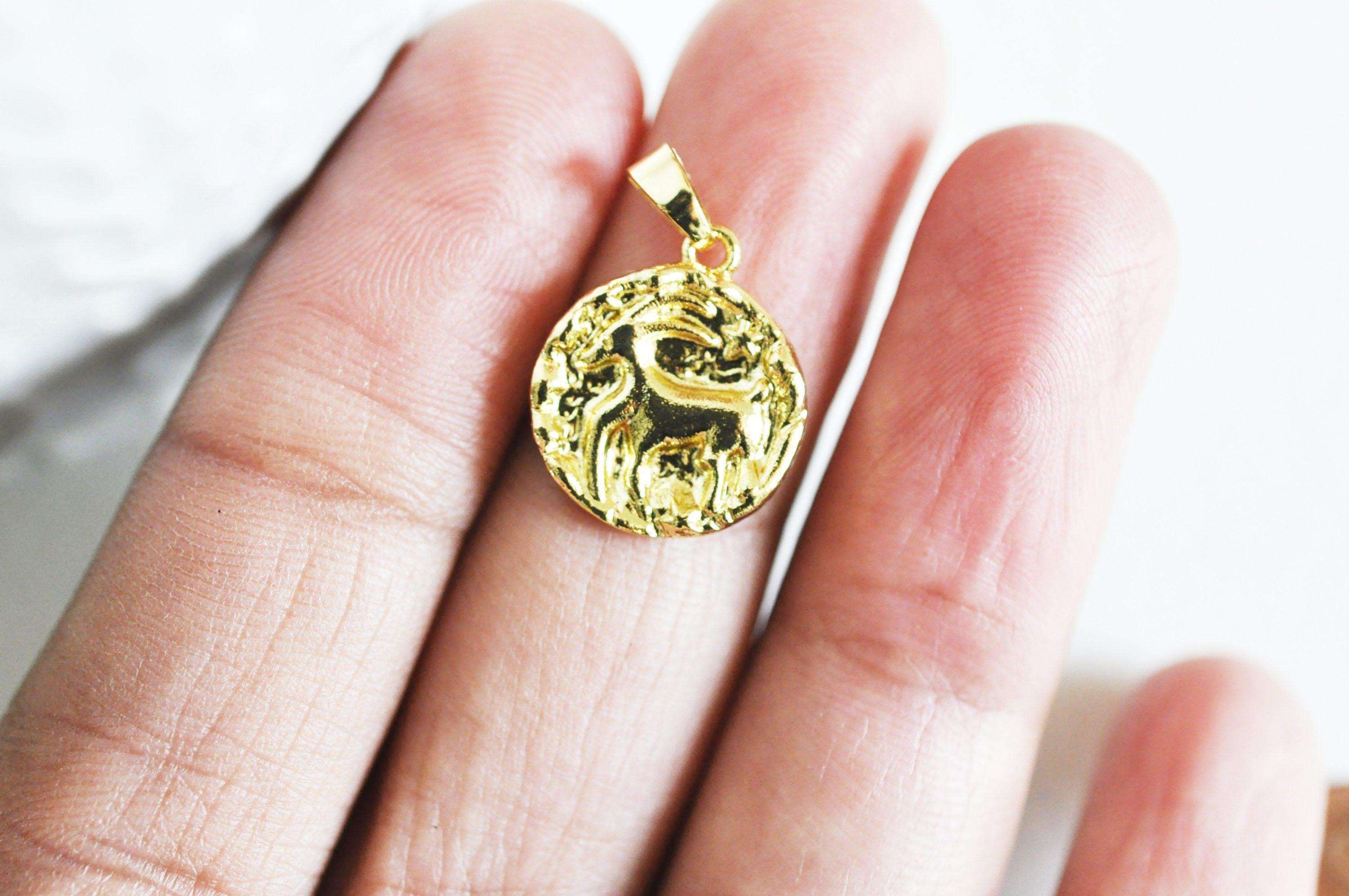 Gingerlily Médaille Capricorne laiton doré 16,5mm