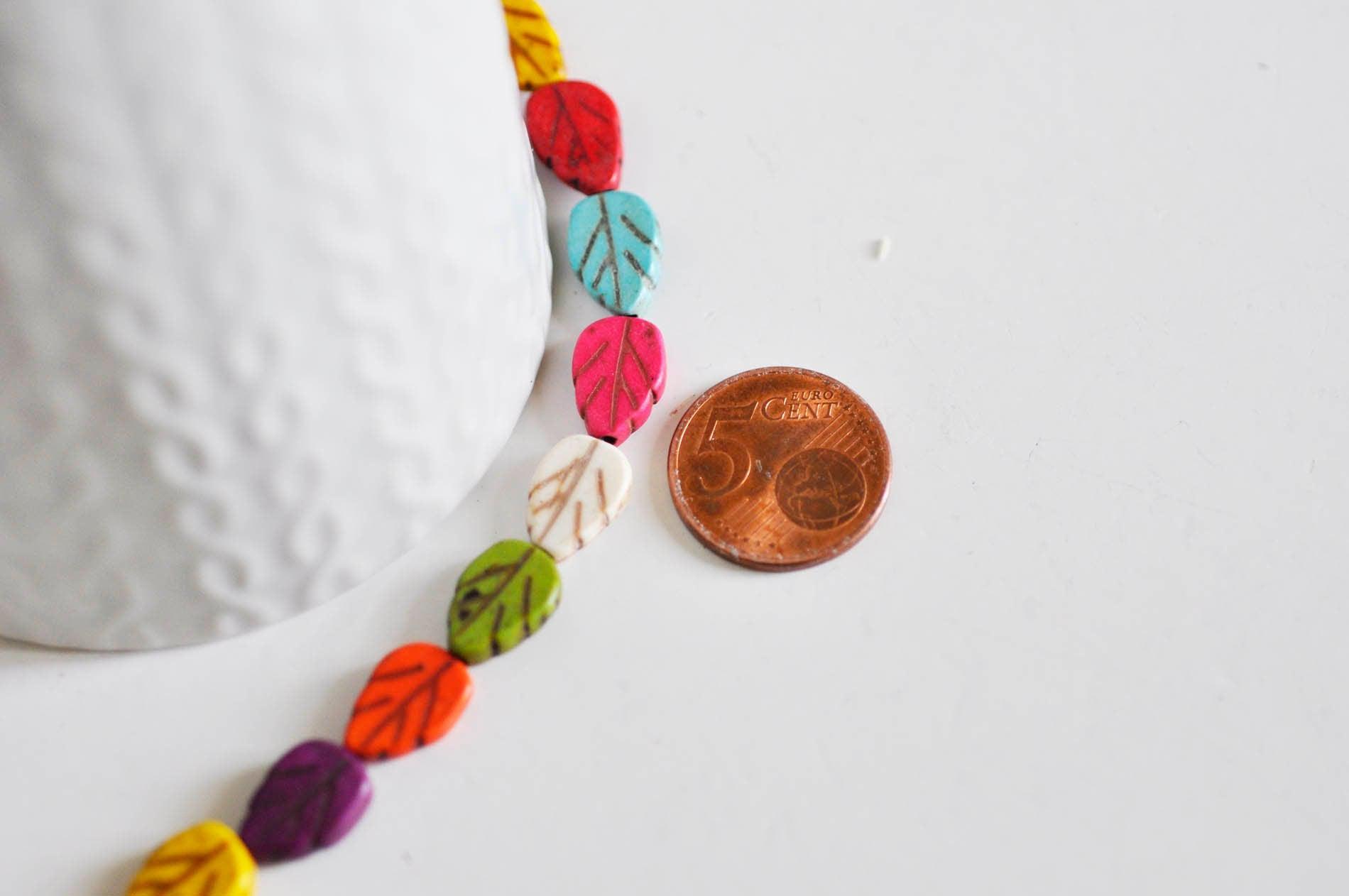 Gingerlily G1147 perles feuilles howlite multicolore 13mm x10