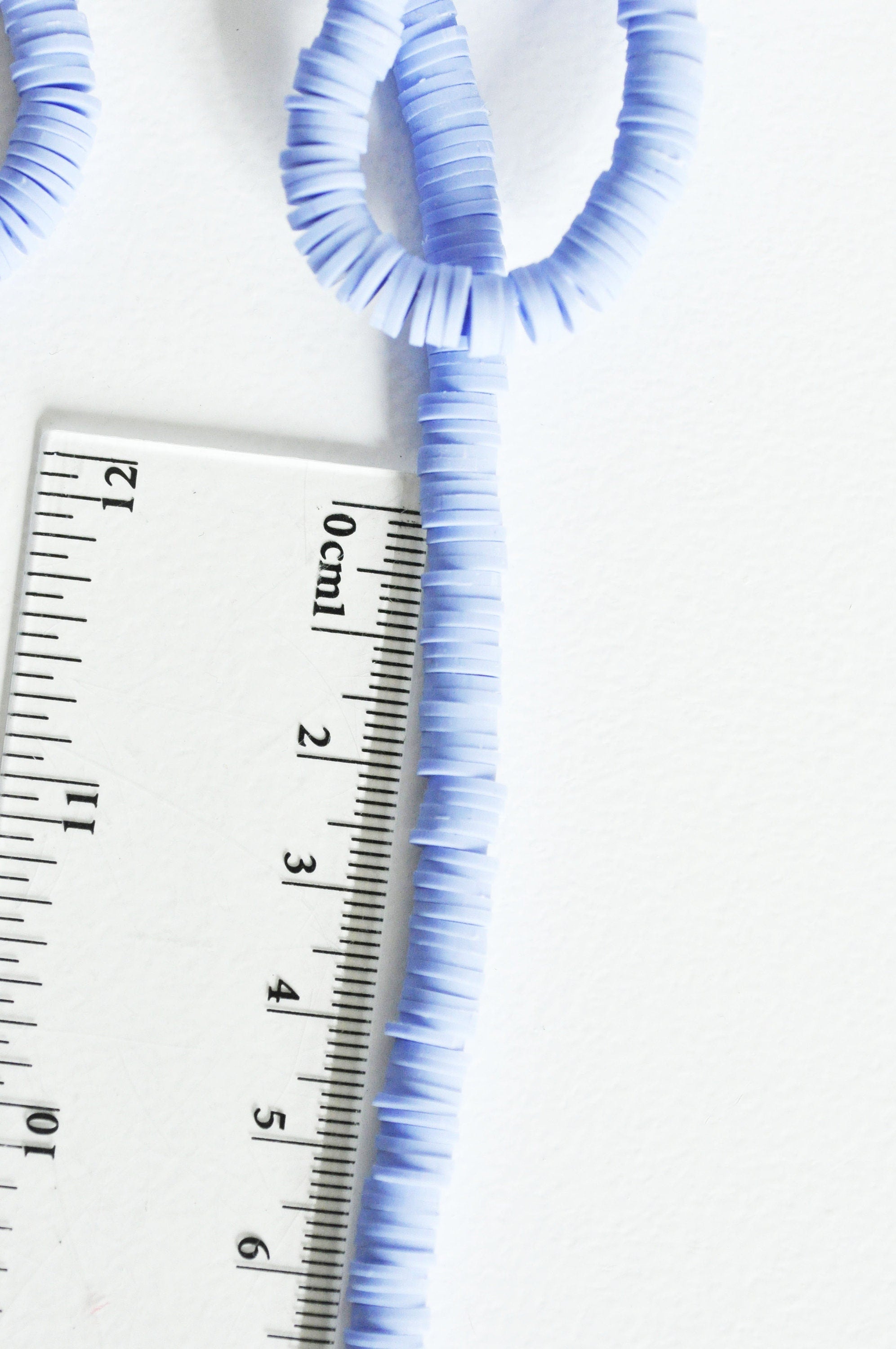 Gingerlily G1630 perles heishi bleu 6mm fil 320 perles