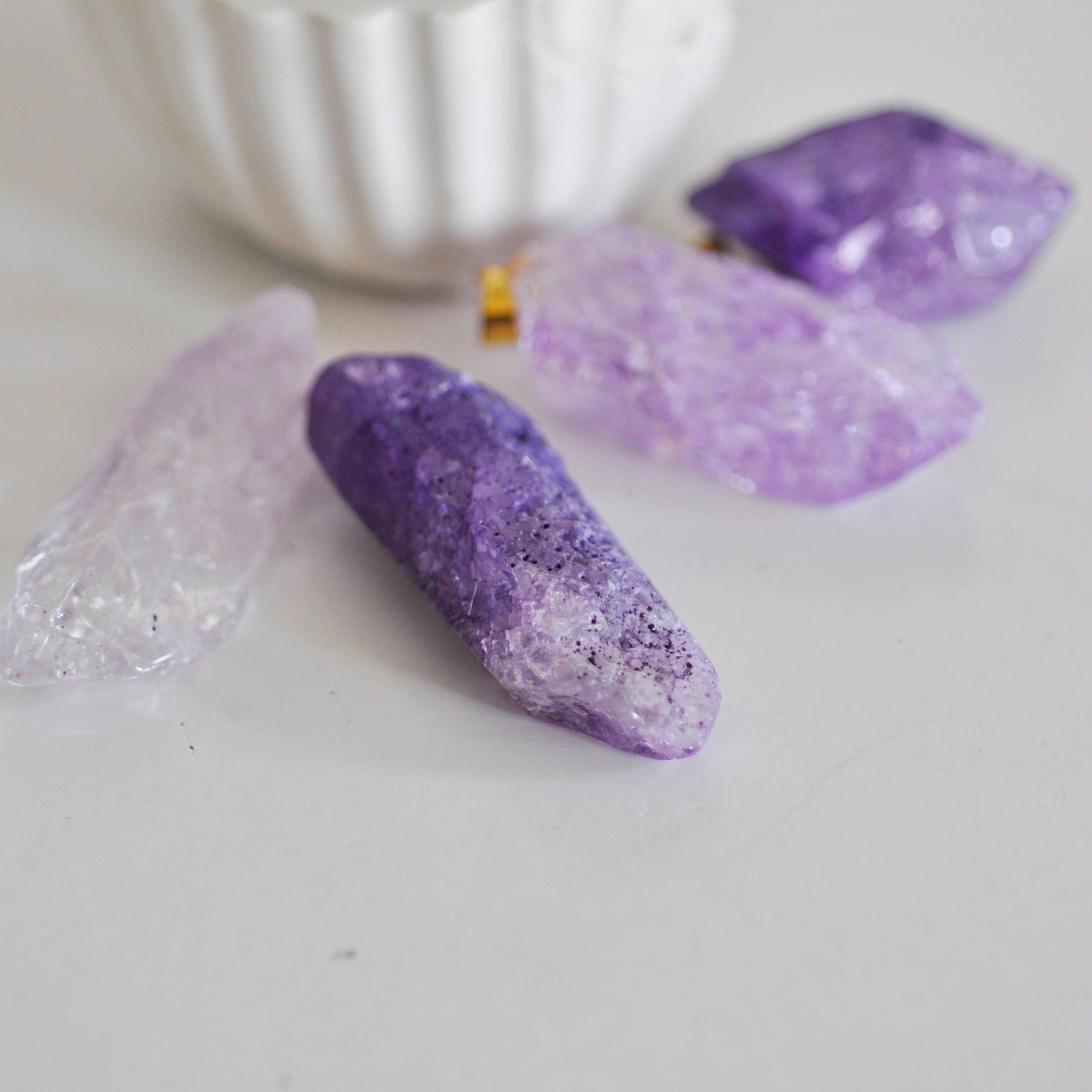 Gingerlily Pendentifs cristal violet pendentif pierre support doré