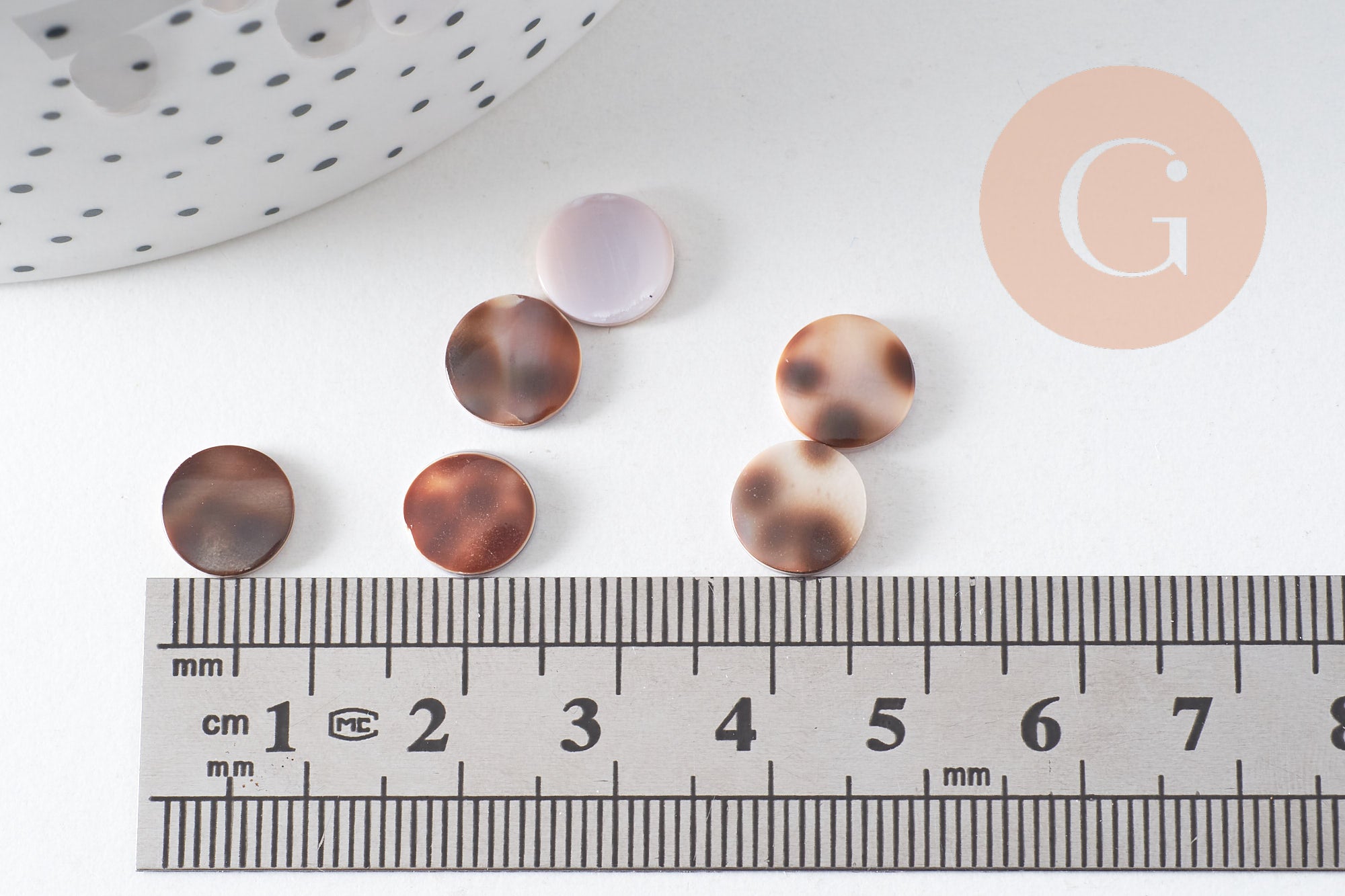 Gingerlily cabochon rond nacre léopard 10mm x10 G5059