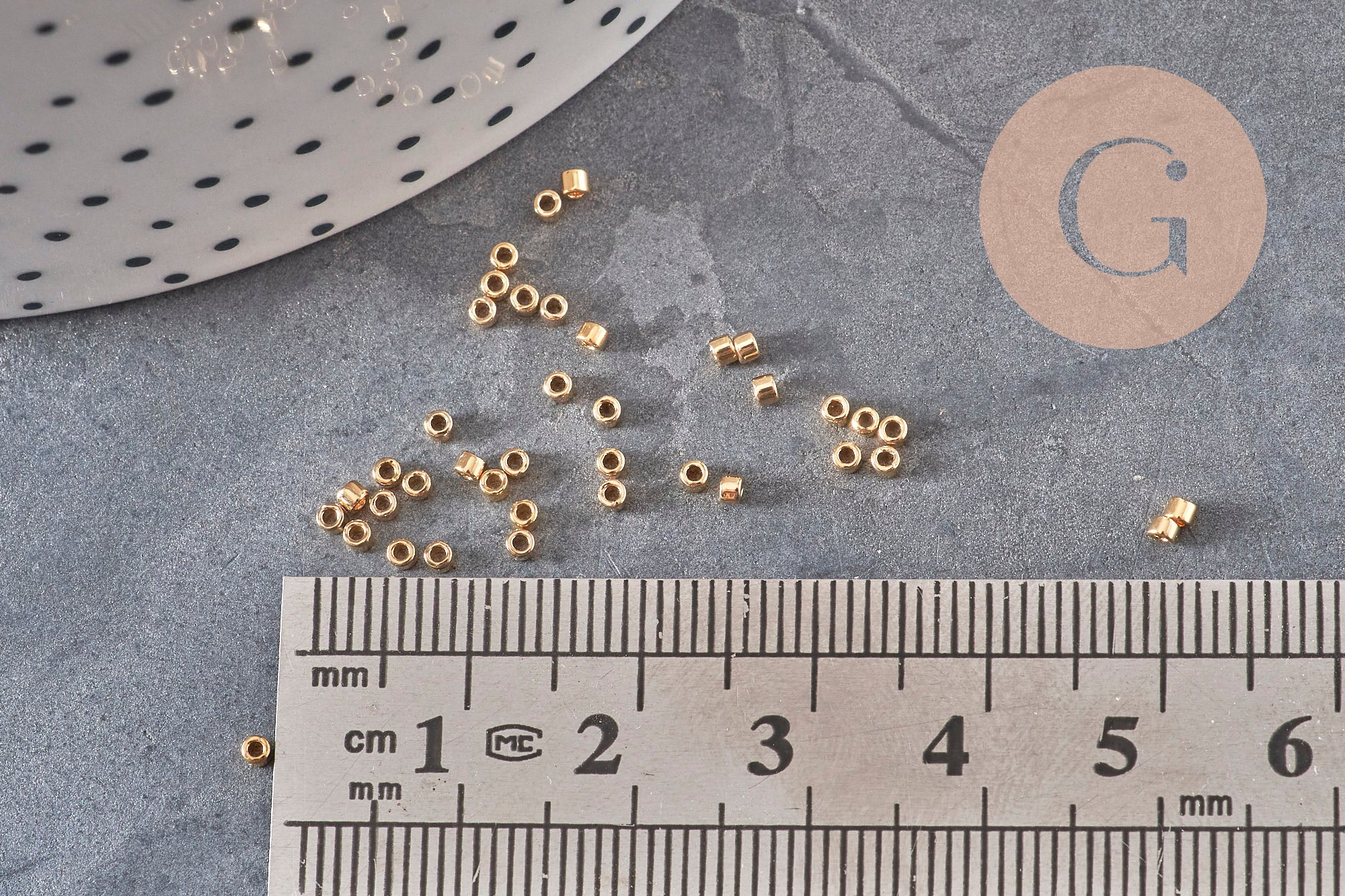 Gingerlily Miyuki Delica 11/0 DB0034 plaqué or 24ct 5g G11296