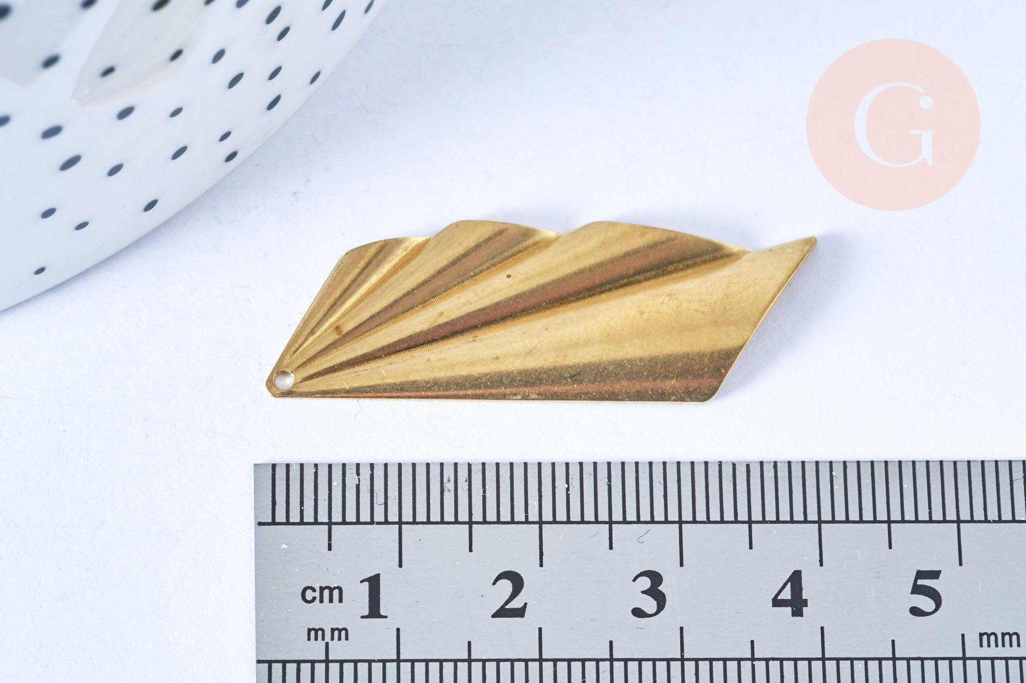 Gingerlily Pendentifs triangle éventail laiton brut 42x14mm