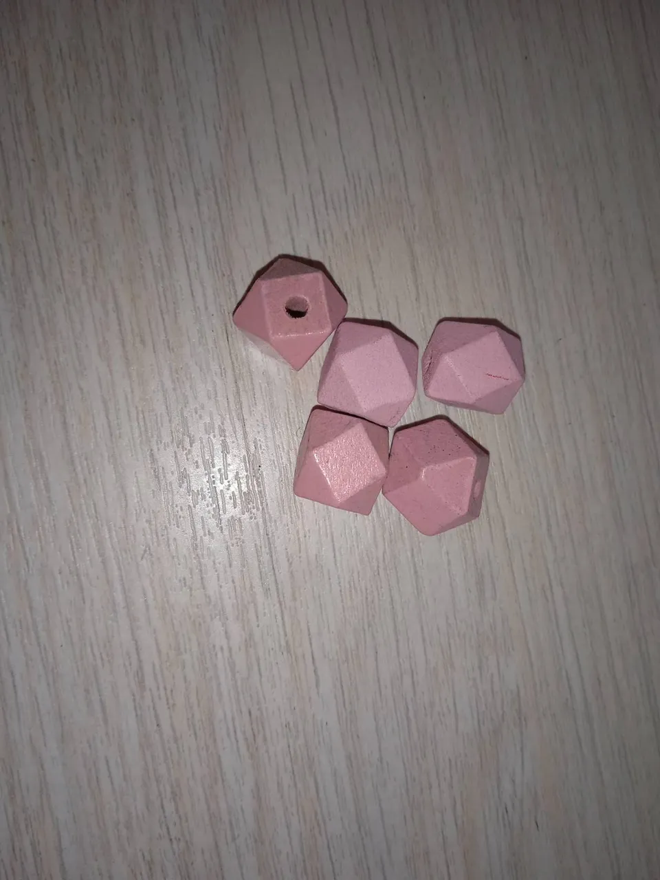 Gingerlily Perle bois G6056 rose hexagonale 11mm x5