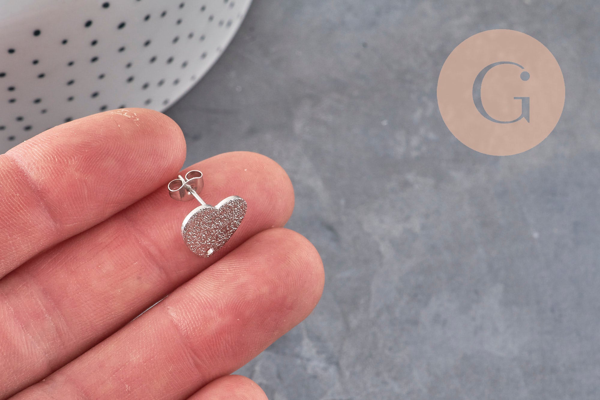 Gingerlily Apprêts puces G11318 clous coeur acier 13mm paire