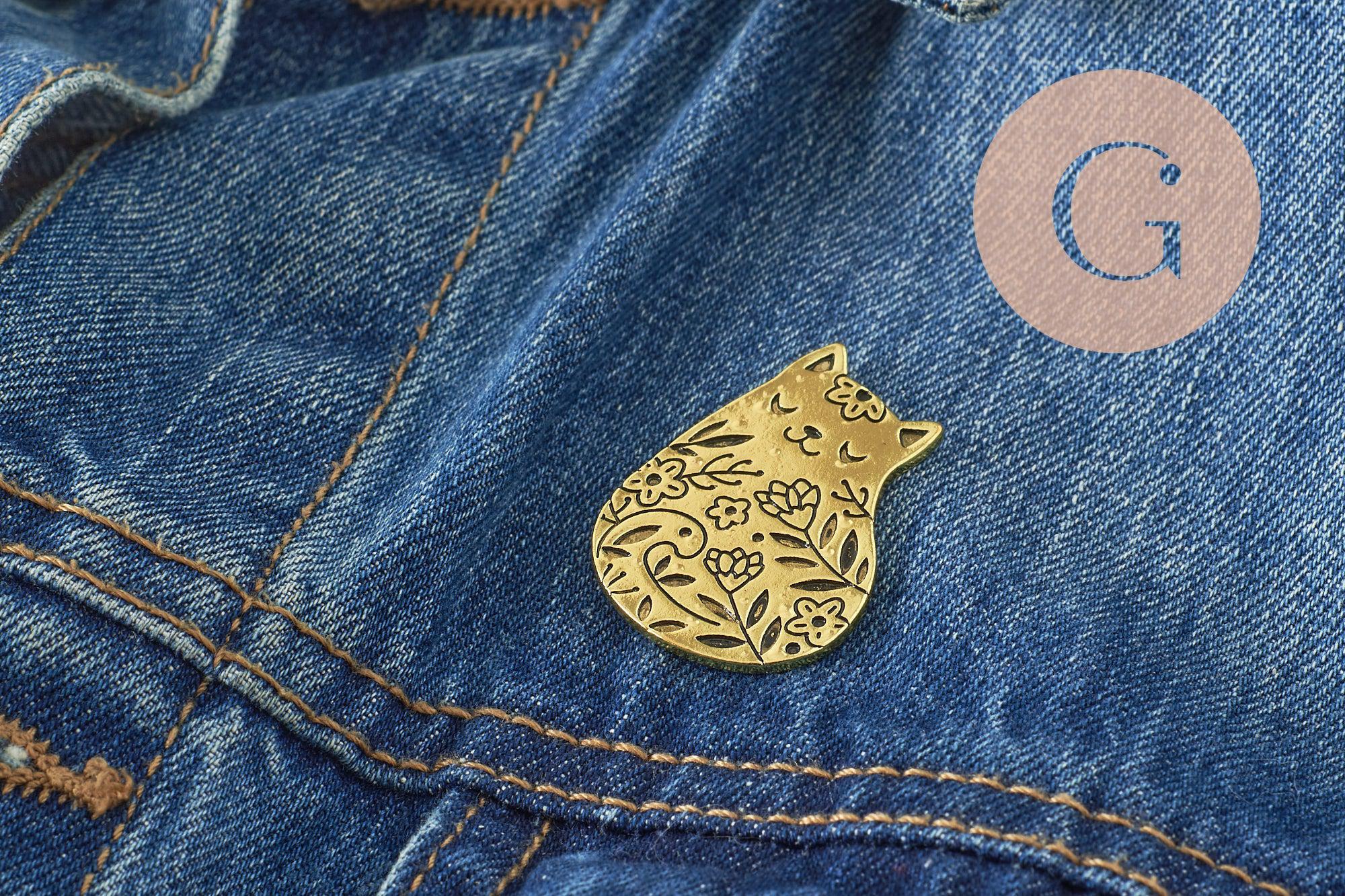 Gingerlily Broche chat assis G9785 acier doré 35mm x1