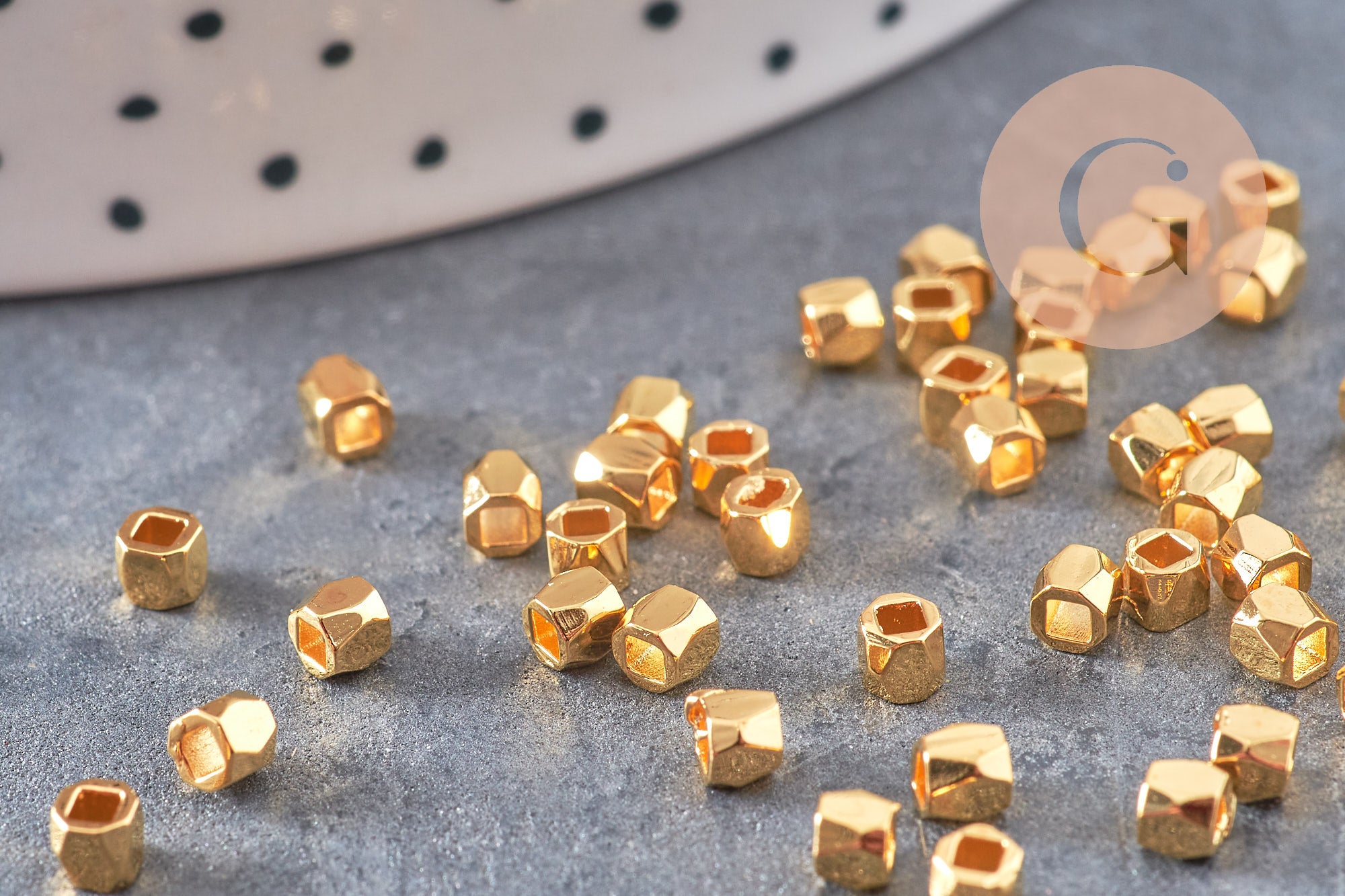 Gingerlily Perles intercalaires facettées laiton perles 3mm doré x50
