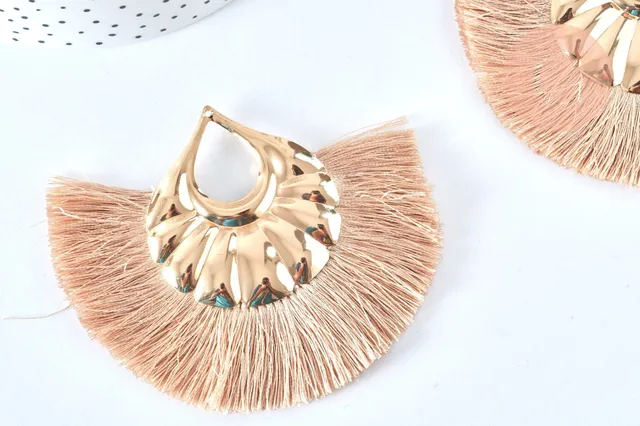 Gingerlily G6839 pendentif pompon fil rose beige 85mm x2