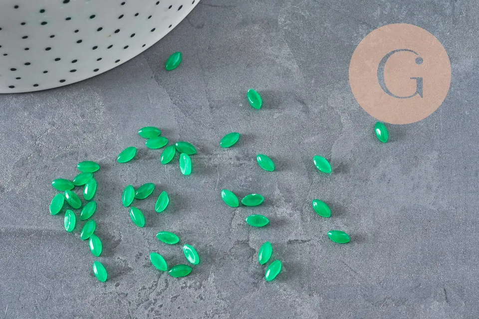 Gingerlily G11242 cabochon navette jade vert 6x3 mm