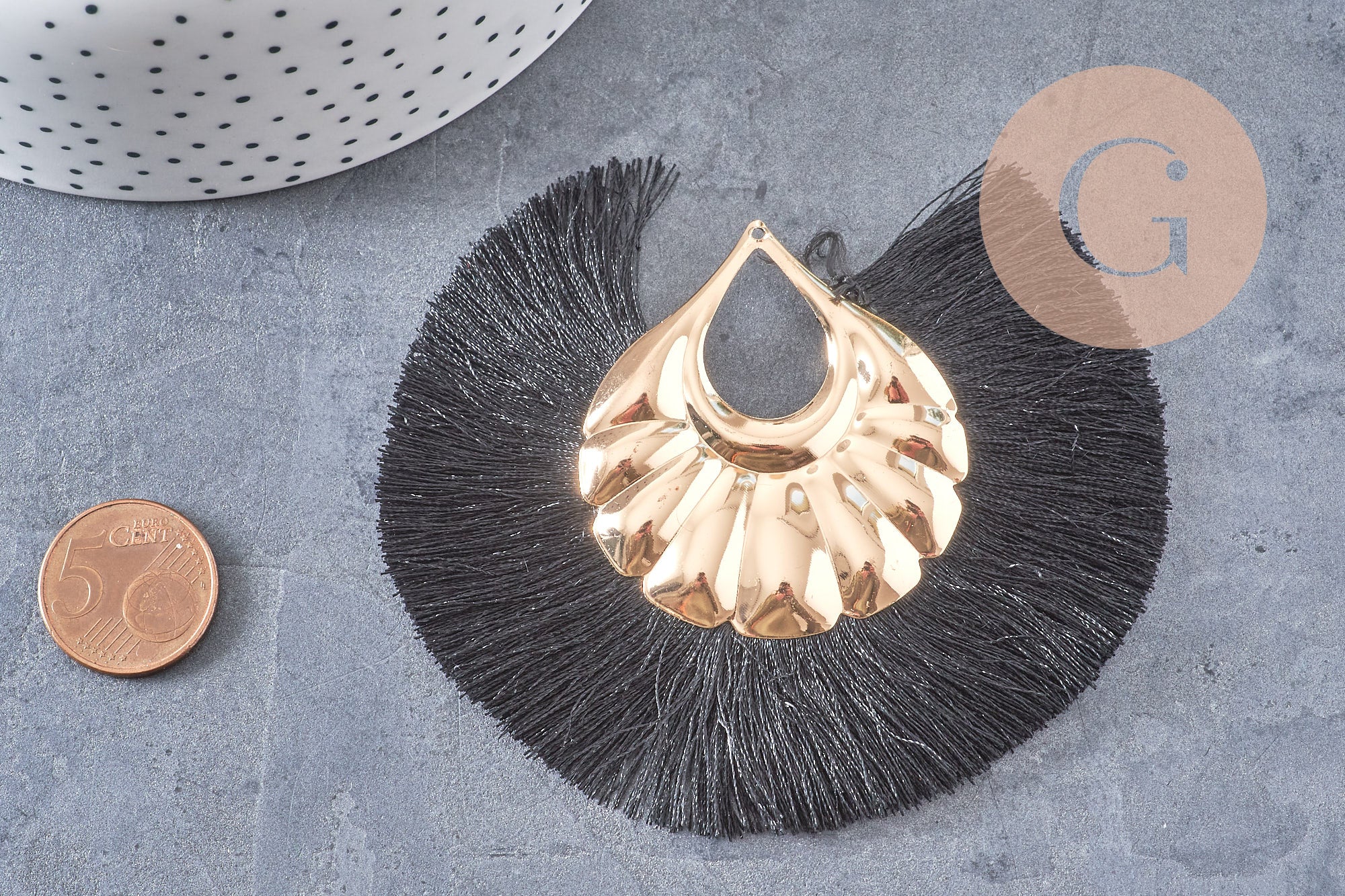 Gingerlily Perles G4533 pendentif pompon fil noir doré 92mm x2