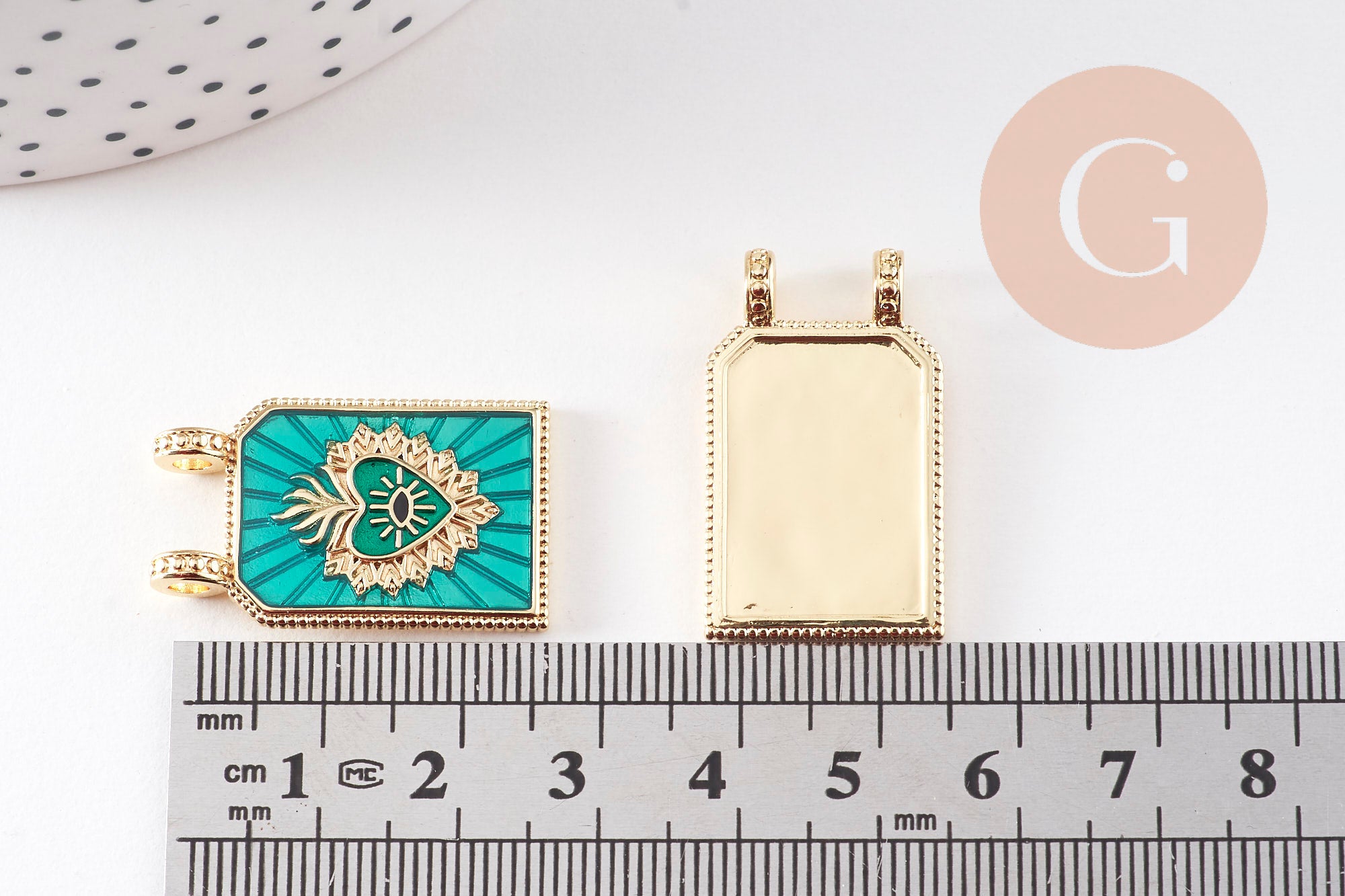 Gingerlily Pendentifs rectangle G10942 29mm coeur vert x1