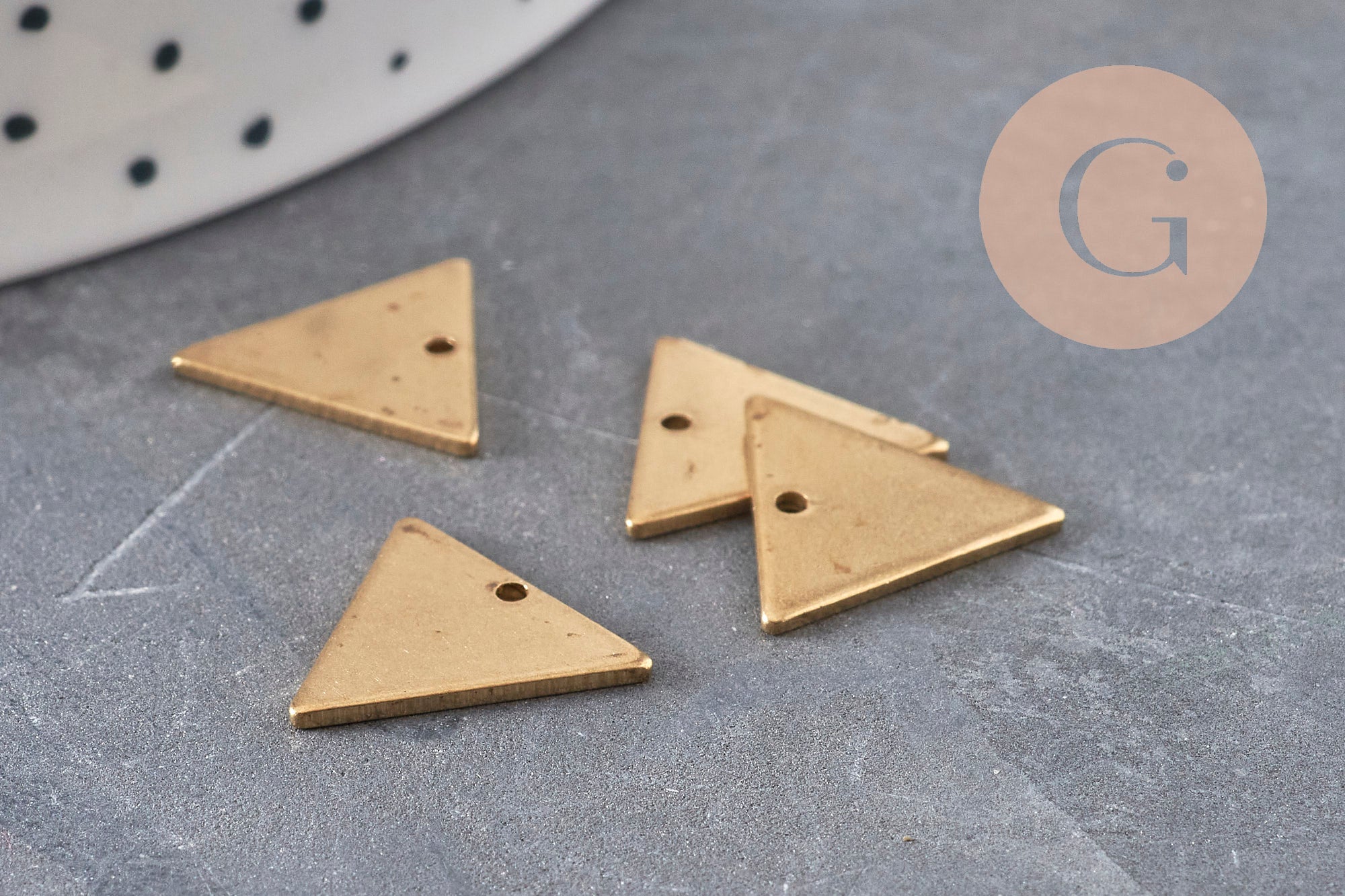 Gingerlily Pendentifs G11082 breloque triangle laiton brut 14mm x10