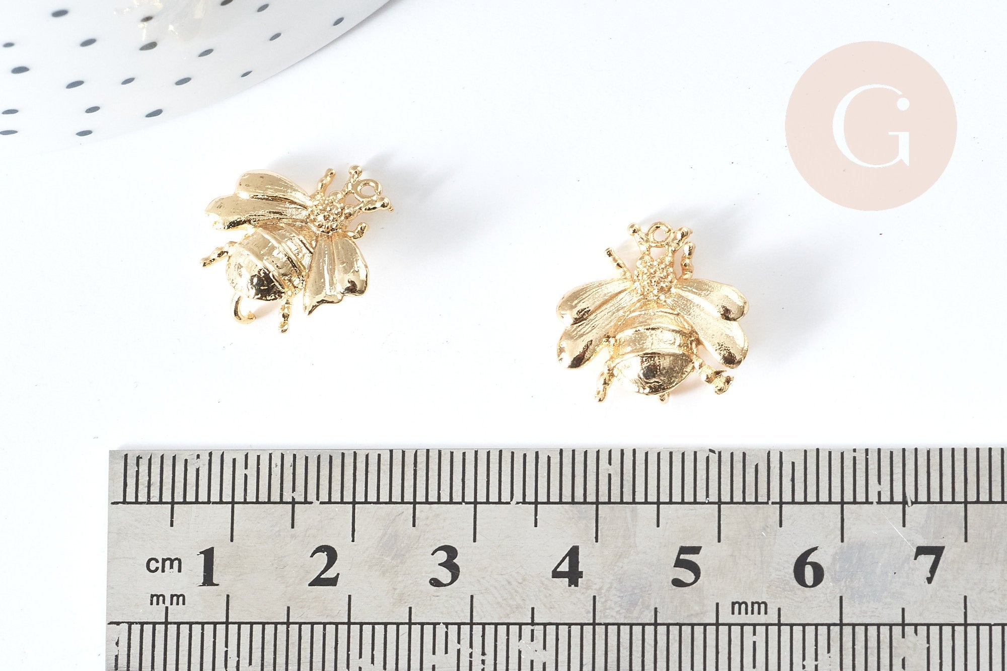 Gingerlily G8076 pendentif abeille 16mm laiton doré x1