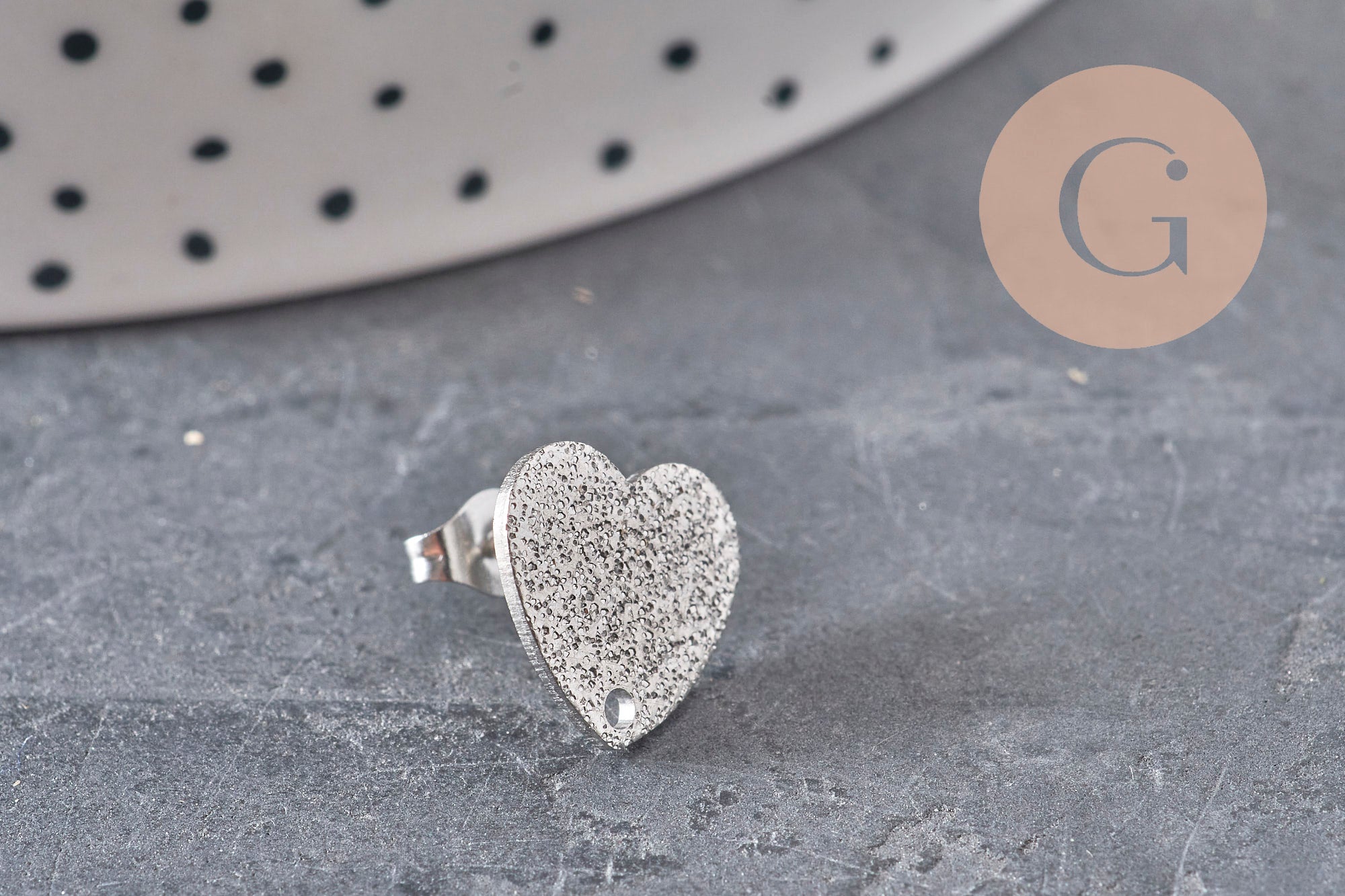 Gingerlily Apprêts puces G11318 clous coeur acier 13mm paire