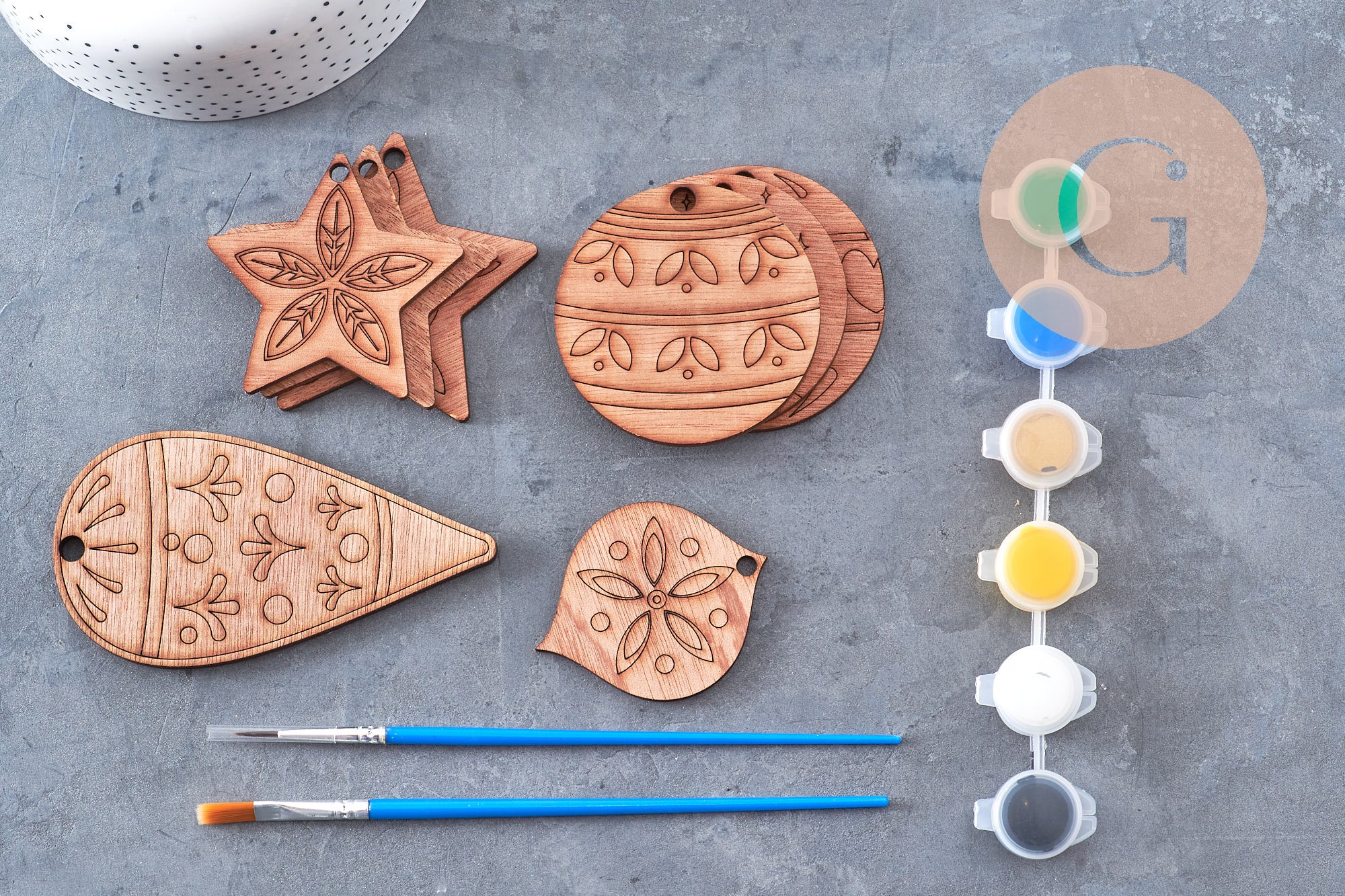 Gingerlily Kits G10919 kit déco sapin bois à peindre 8 motifs