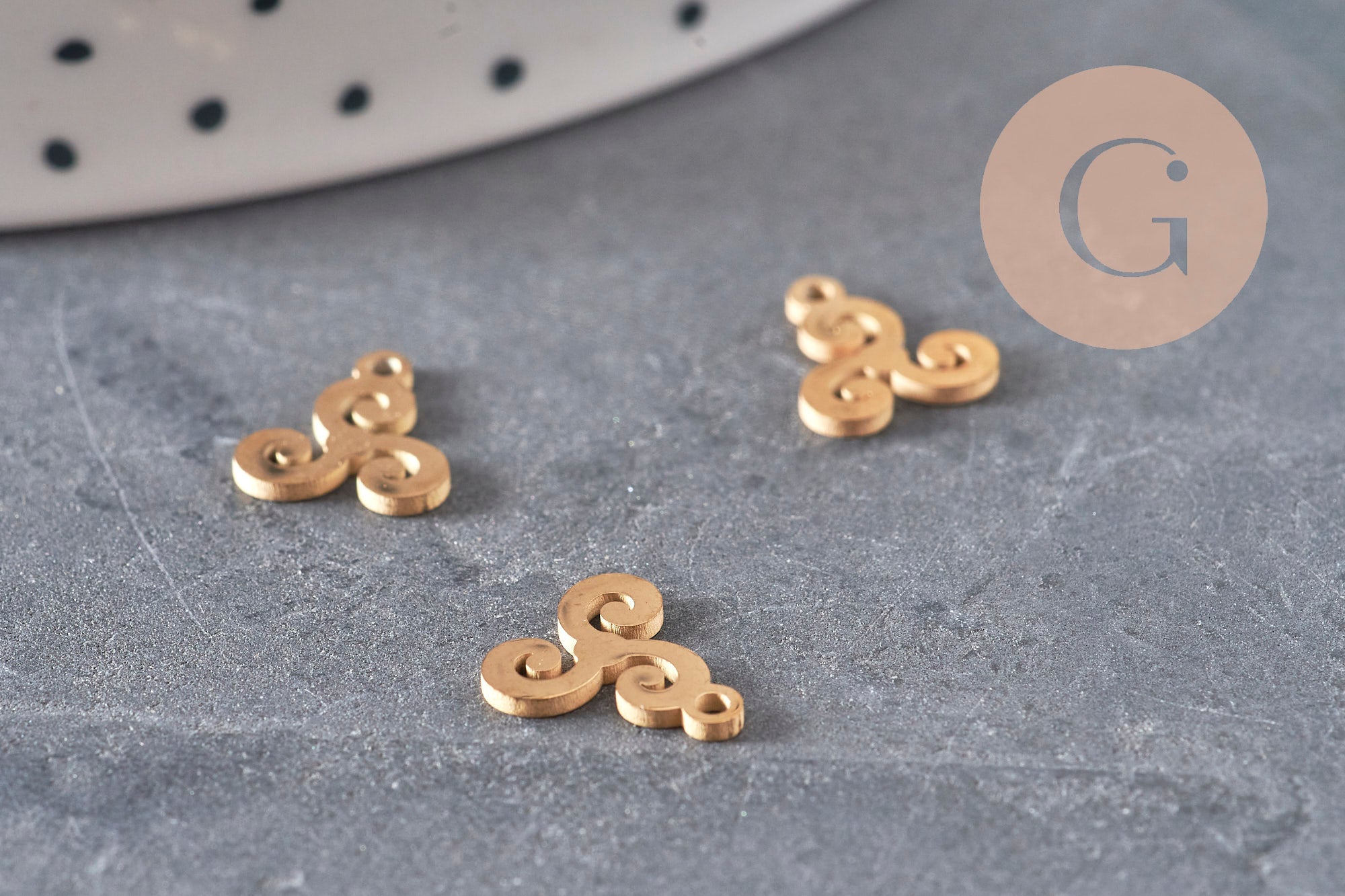 Gingerlily G11316 pendentif triskel acier doré 10mm x1