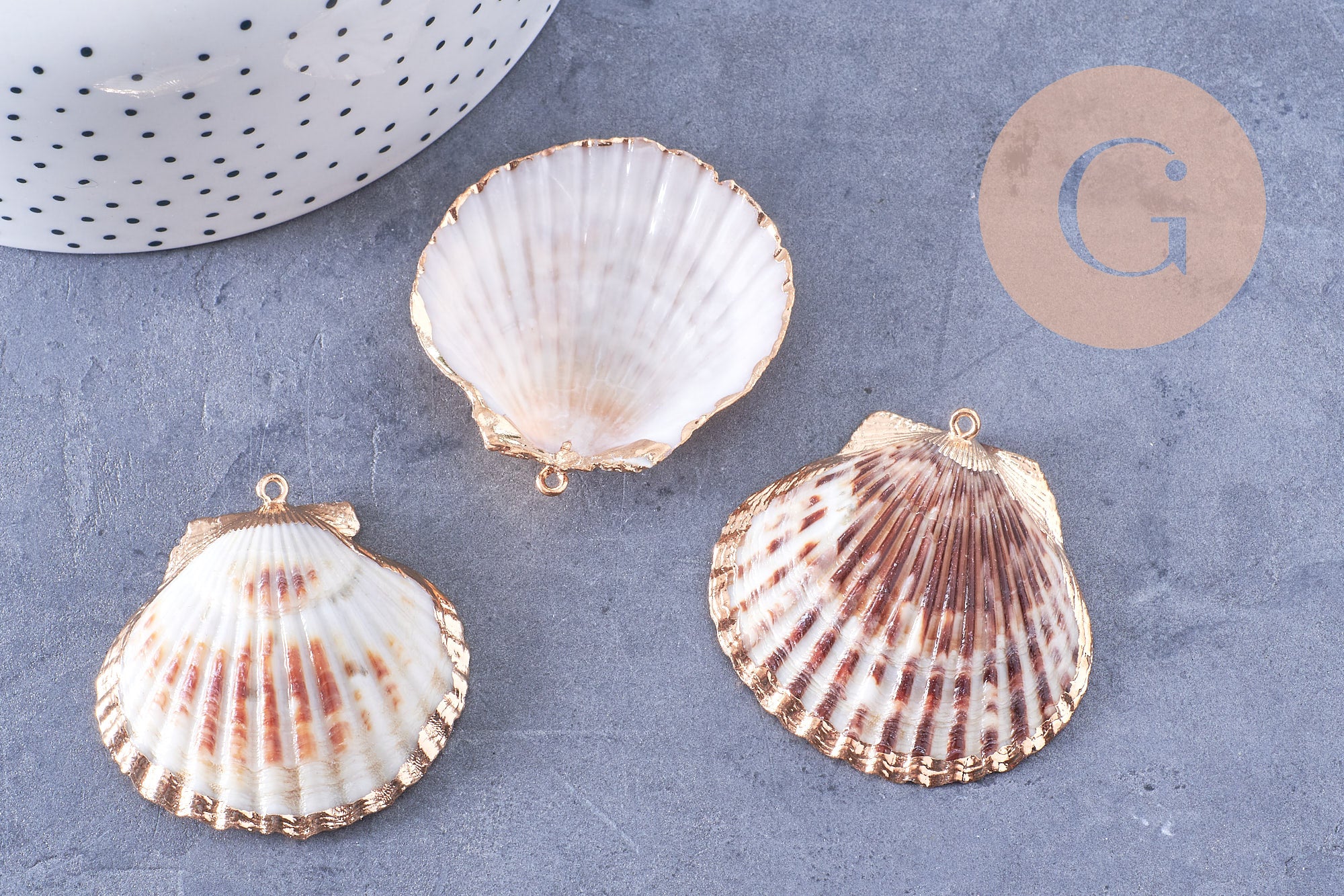 Gingerlily Pendentifs G7163 coquillage naturel doré 40-51mm