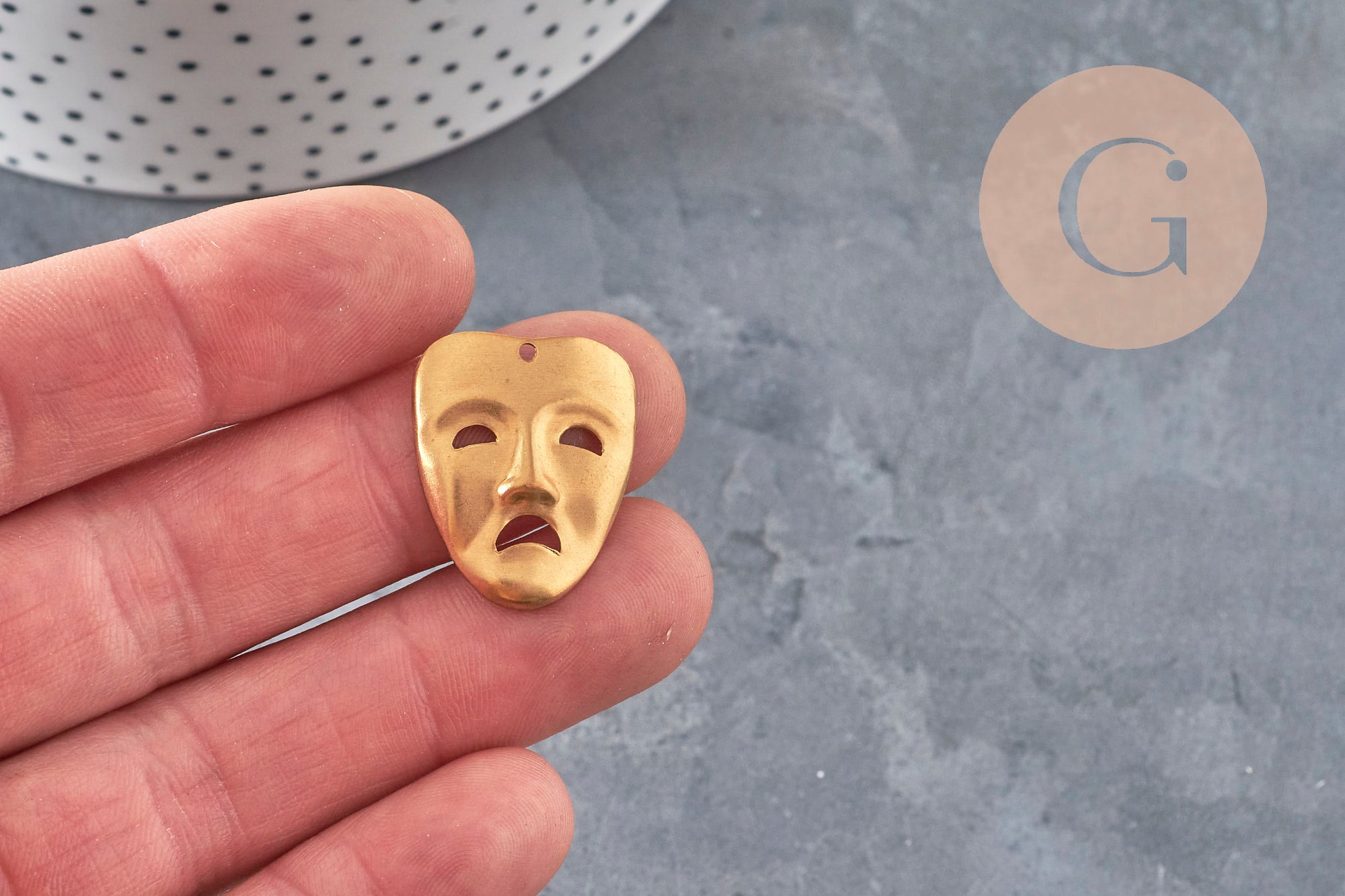 Gingerlily Pendentifs masque carnaval pendentif laiton brut 25mm