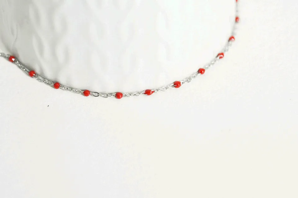 Gingerlily Chaînes Collier acier résine rouge 2mm 45cm G2398