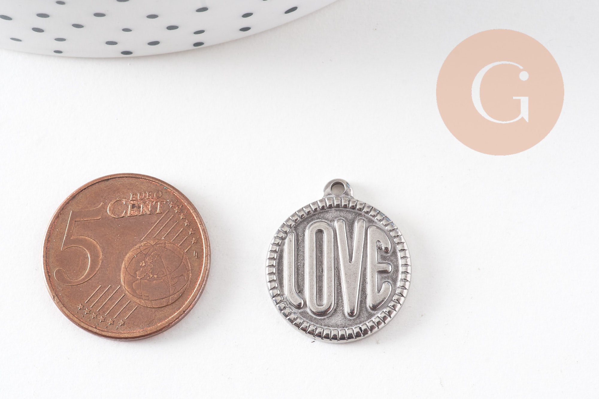 Gingerlily Pendentif médaille LOVE acier platine 21mm x1