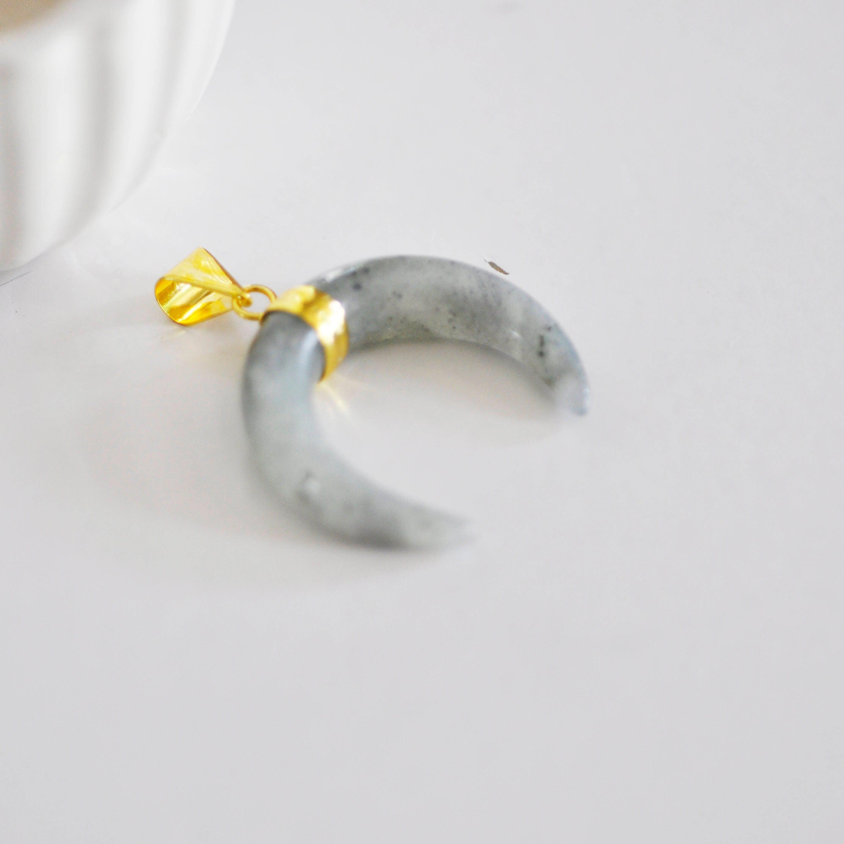 Gingerlily Pendentifs Pendentif lune labradorite 32mm x1
