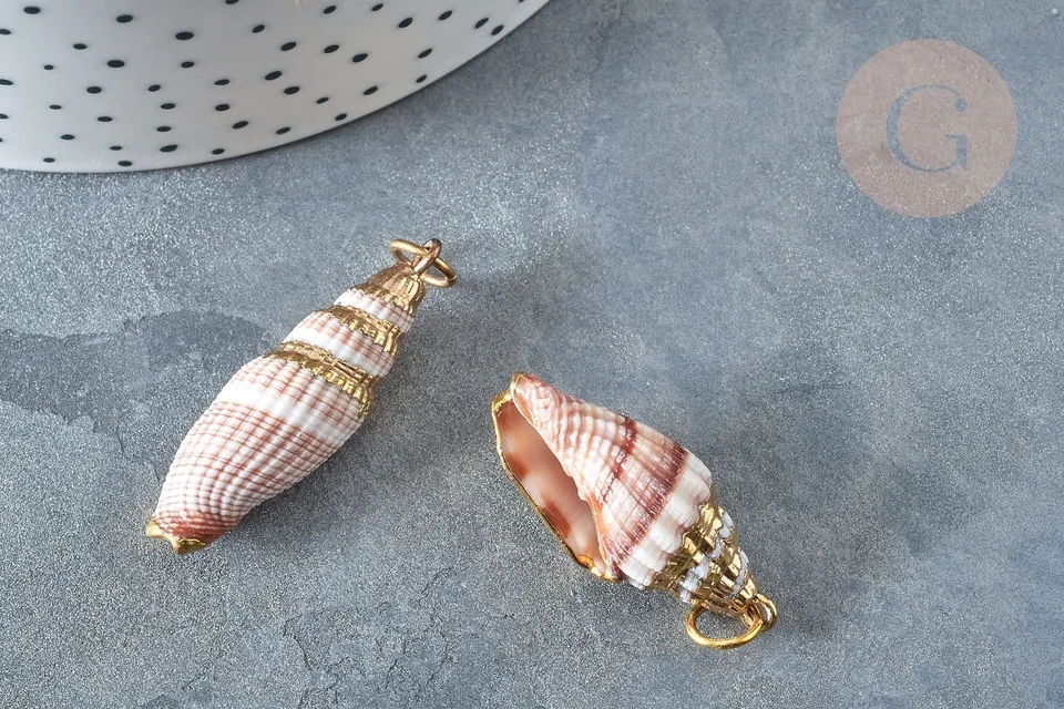 Gingerlily Pendentif coquillage spirale marron doré 30-50 mm x1