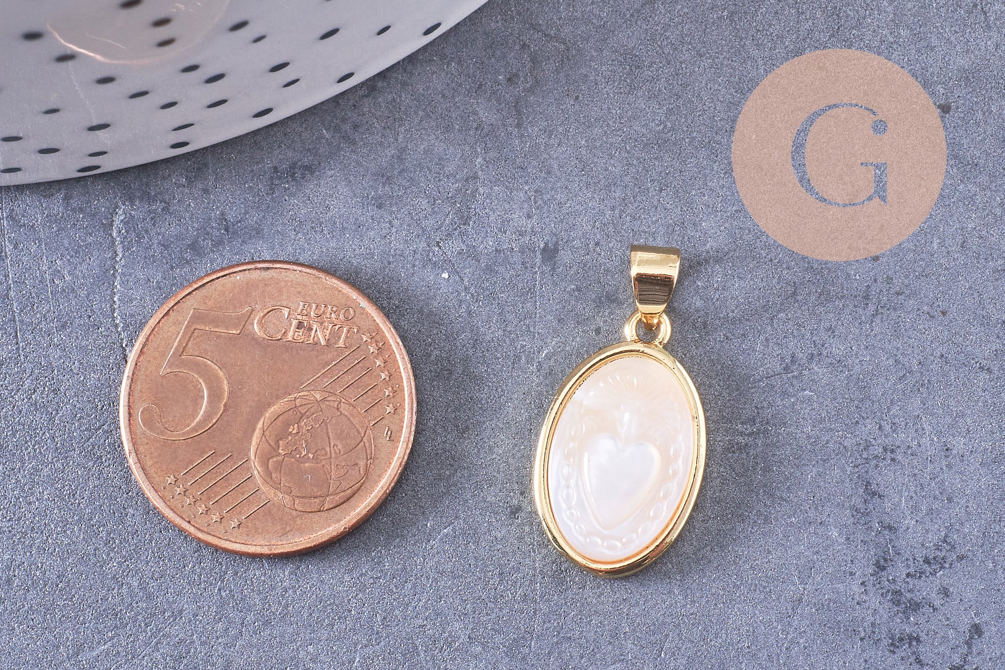 Gingerlily Pendentifs médaille ovale nacre cœur sacré 20mm