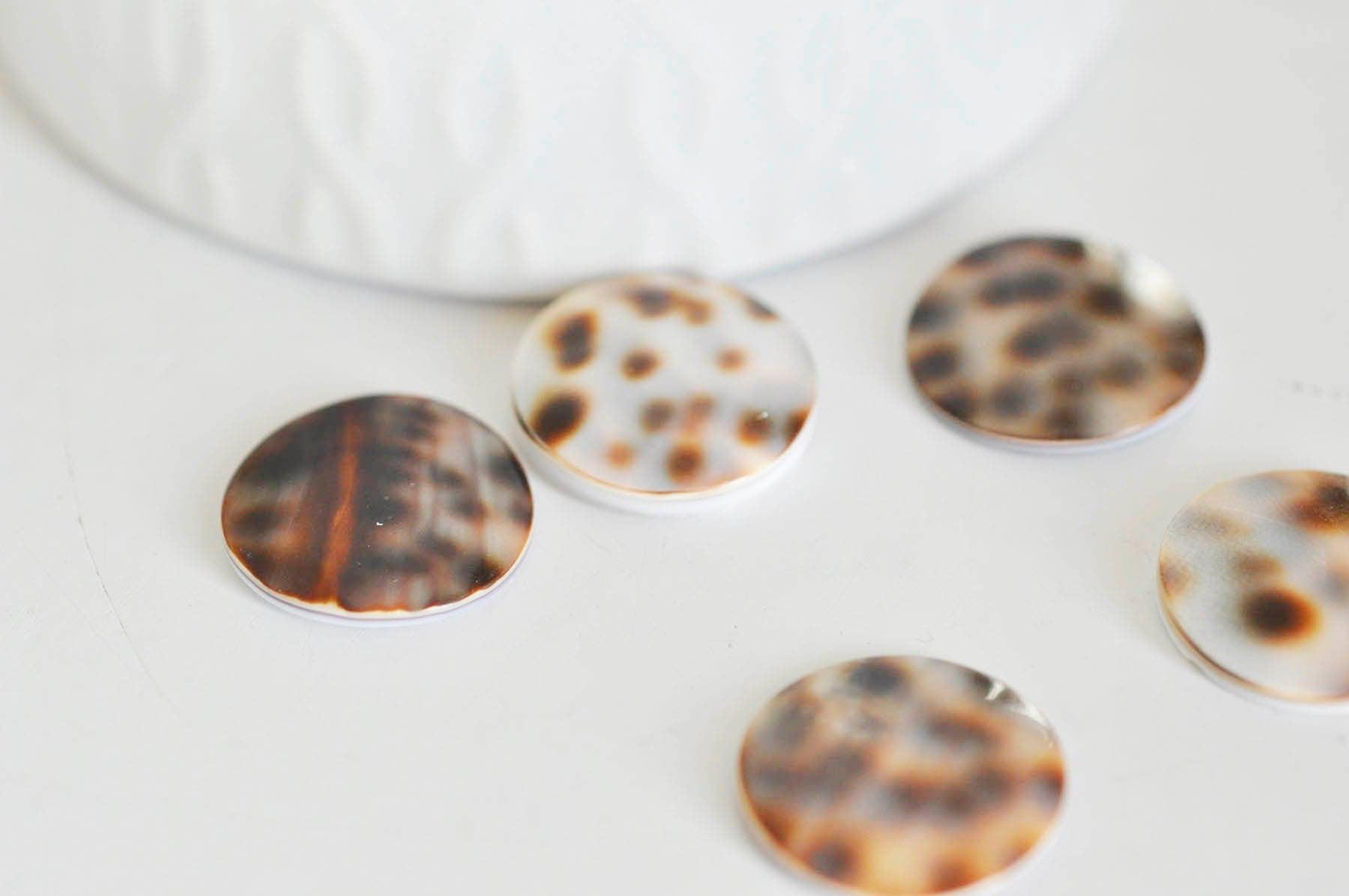 Gingerlily Cabochon nacre léopard rond 18mm les 10