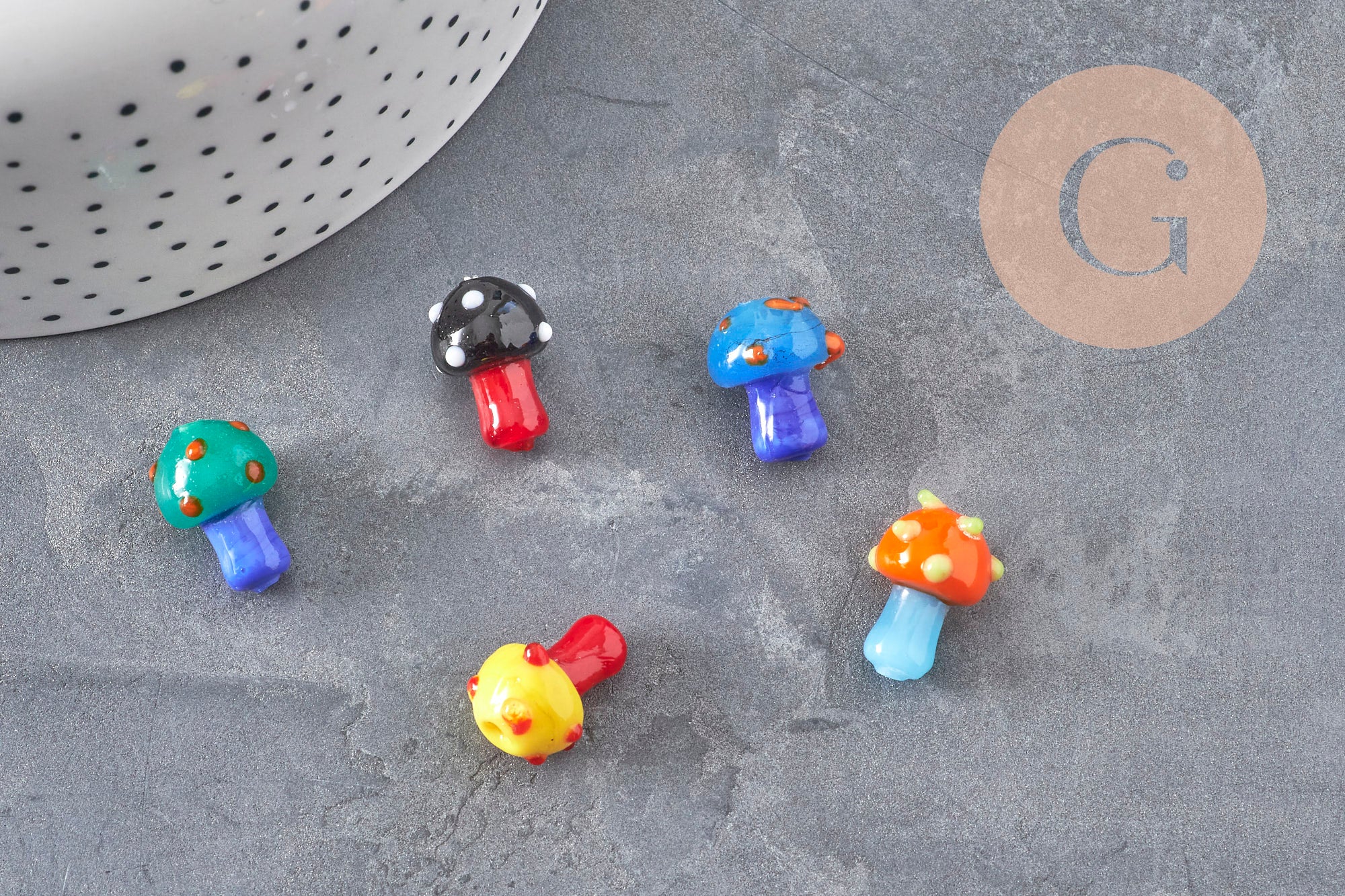Gingerlily Pendentif champignon verre tchèque 15mm multicolore x5