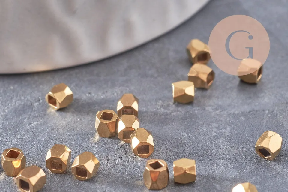 Gingerlily Perles intercalaires laiton doré G9921 3x3mm x50