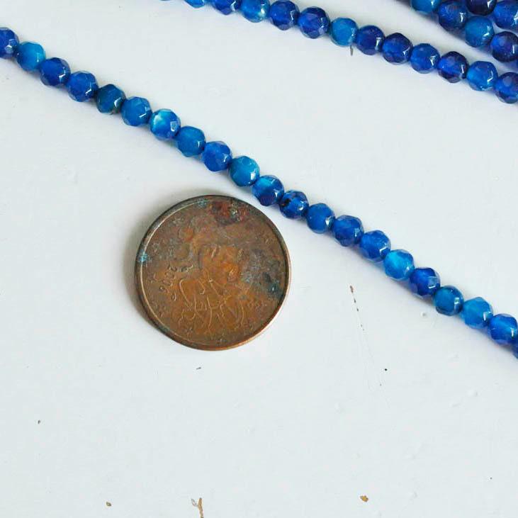 Gingerlily Perles G0719 perle agate bleue facette 4mm fil 90