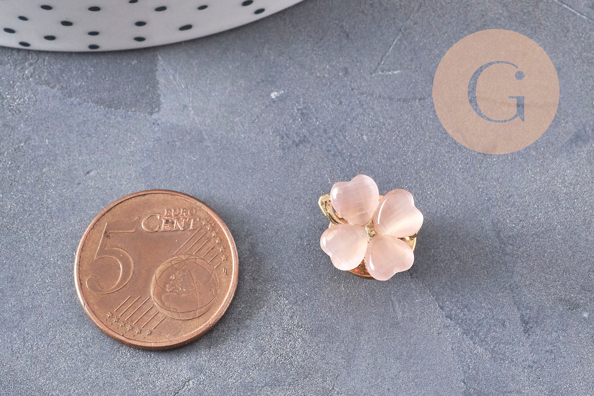 Gingerlily Broche G10991 trèfle doré verre rose x1
