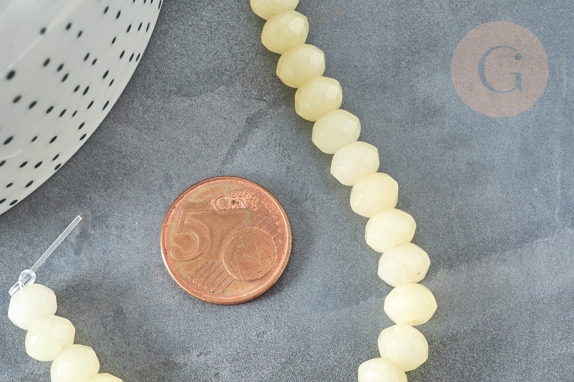 Gingerlily perles jade jaune clair 8x6mm fil 40cm