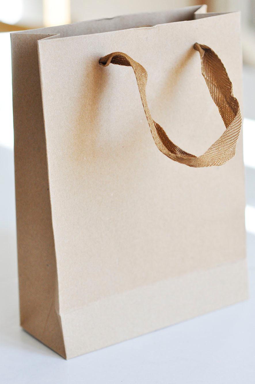 Gingerlily sac papier craft cadeau marron 20x15 cm