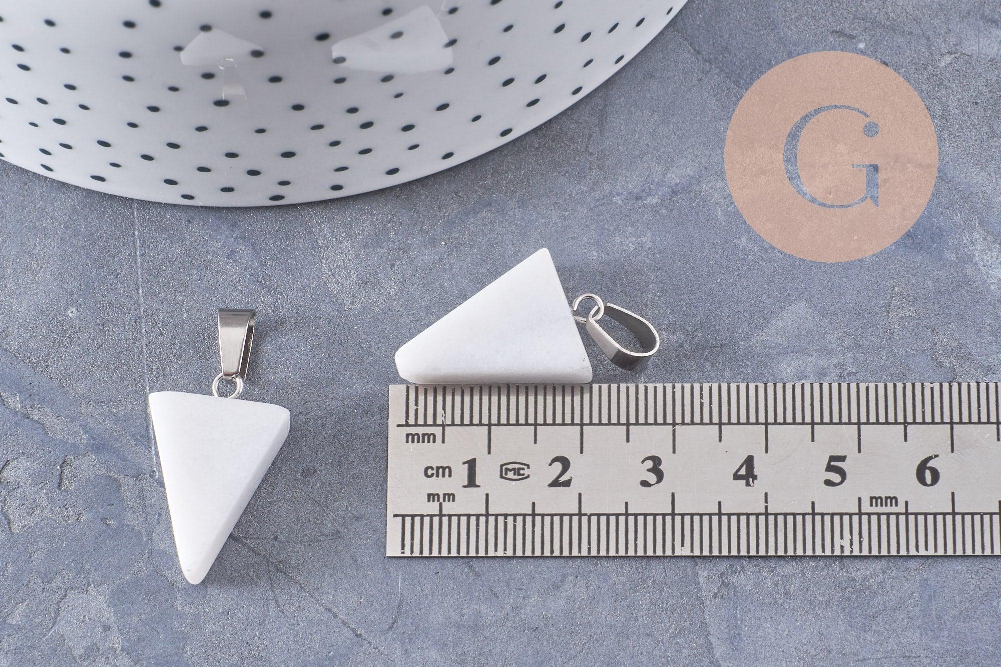 Gingerlily Perles G10059 pendentif triangle jade blanc 24mm acier