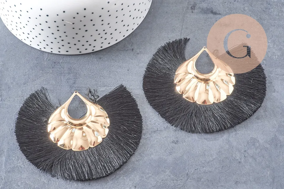 Gingerlily Perles G4533 pendentif pompon fil noir doré 92mm x2