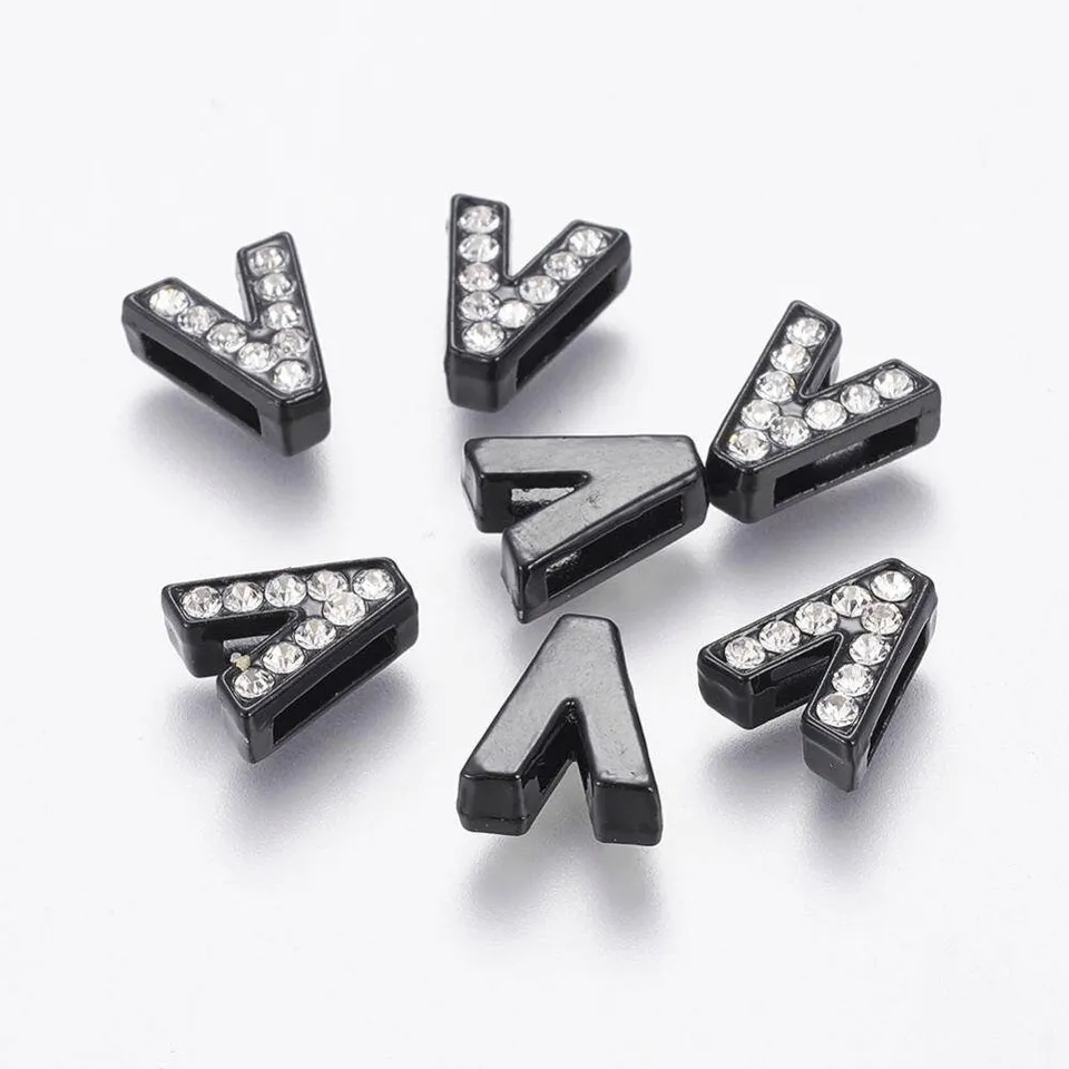 Gingerlily Perles lettre V perle noir cristal 11mm x1