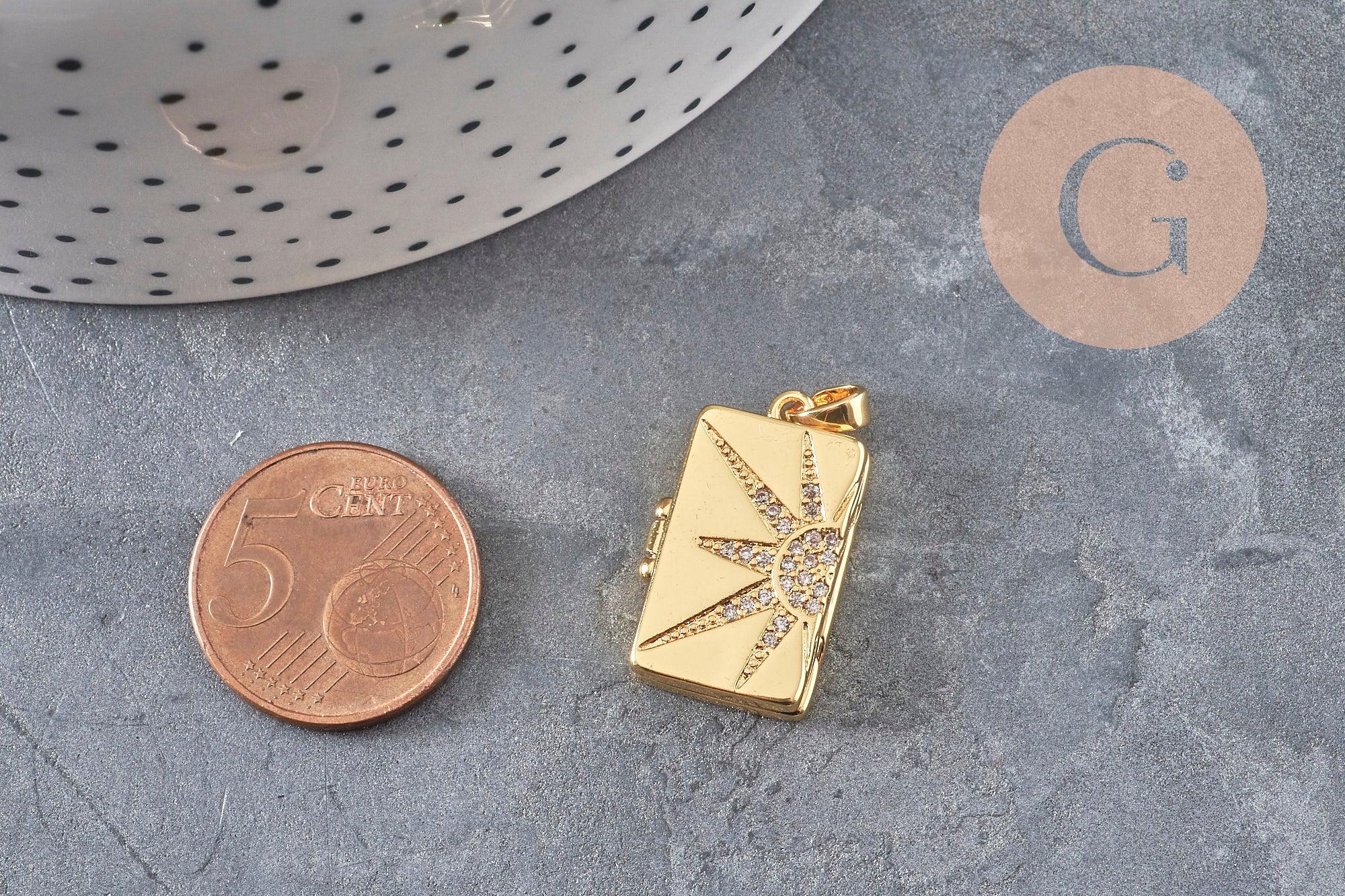 Gingerlily G11042 Pendentif locket rectangle doré 18K zircon