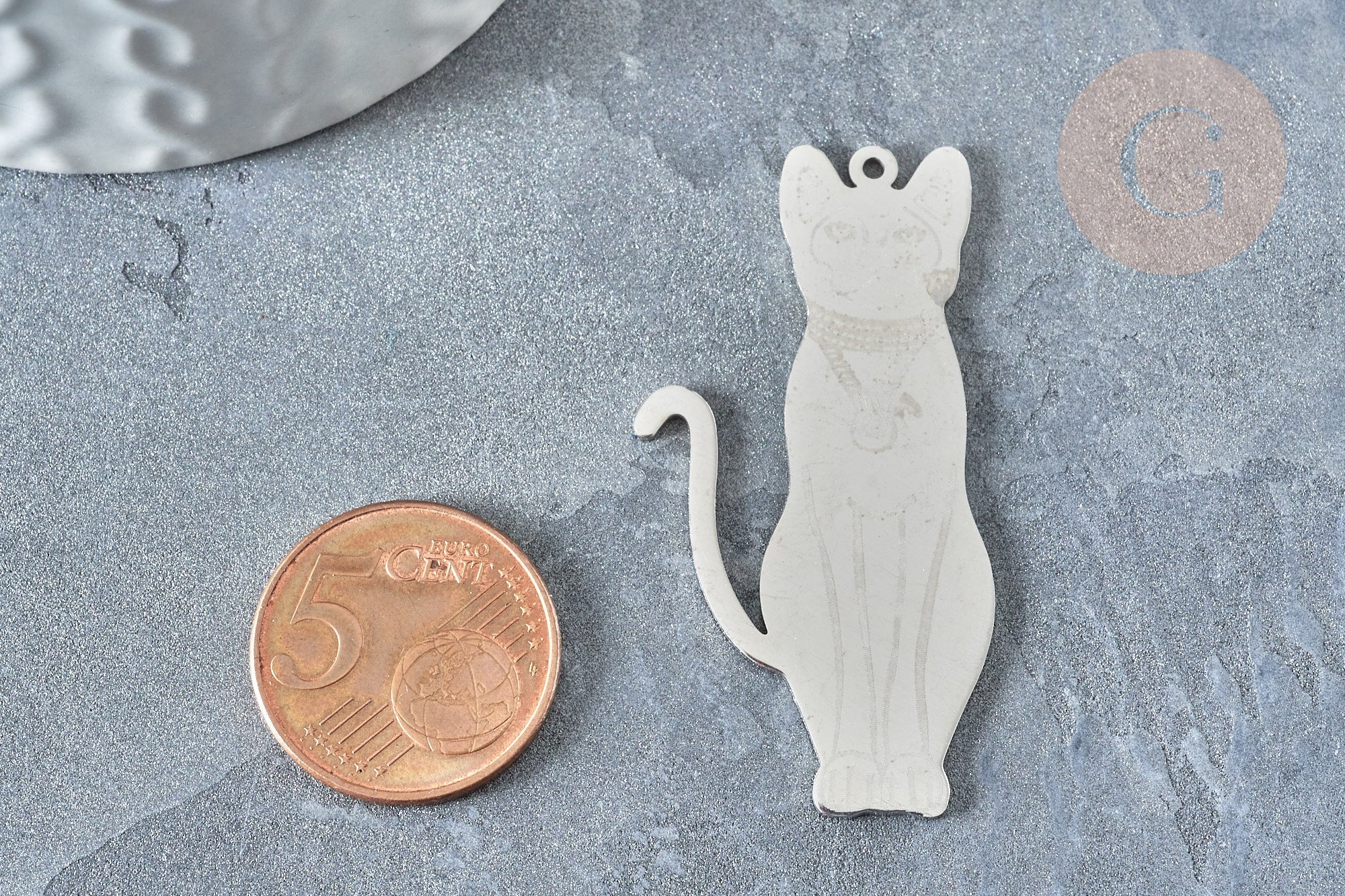 Gingerlily Pendentifs G7618 pendentif chat égyptien acier 48mm