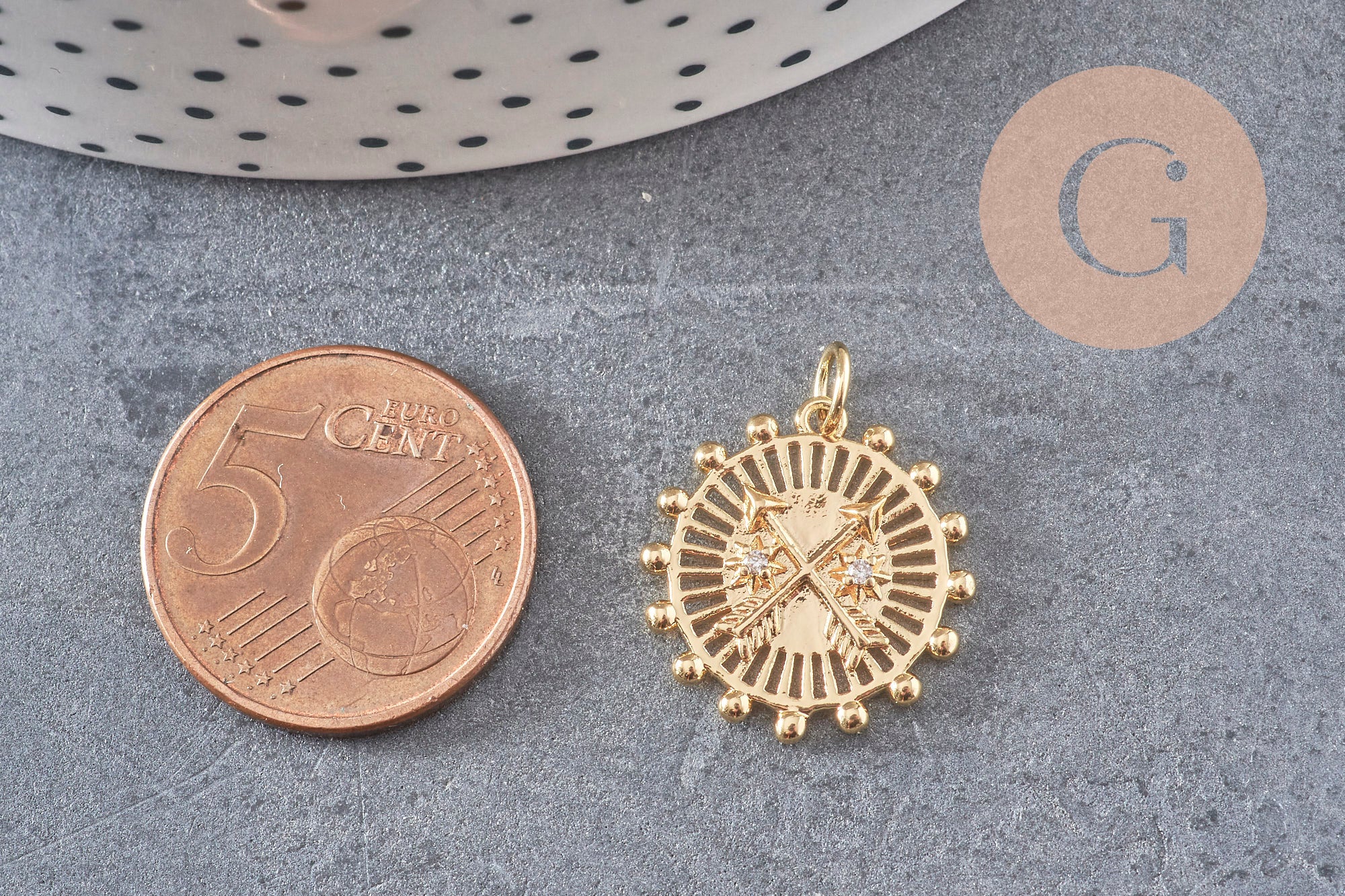 Gingerlily G3556 médaille soleil zircons doré 18,5 mm