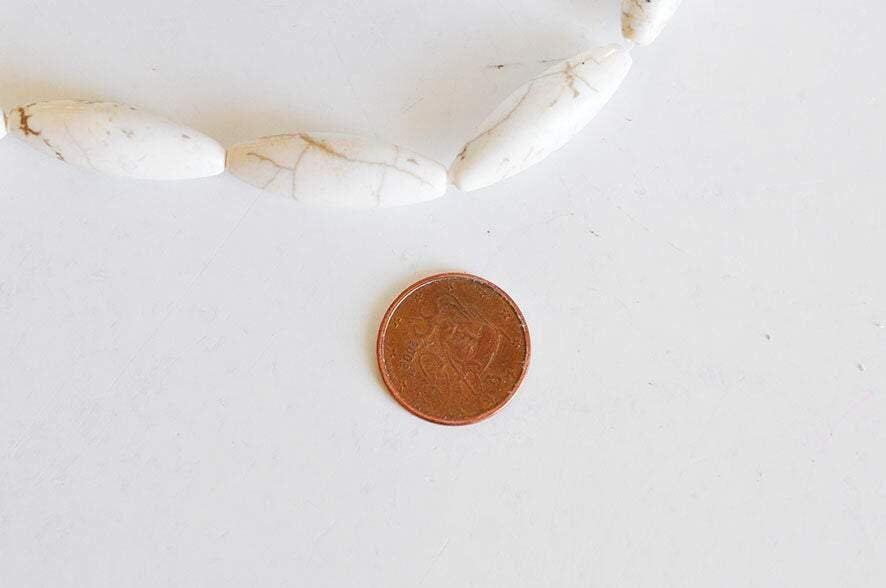 Gingerlily perle howlite G1319 ovale blanc 30mm x5