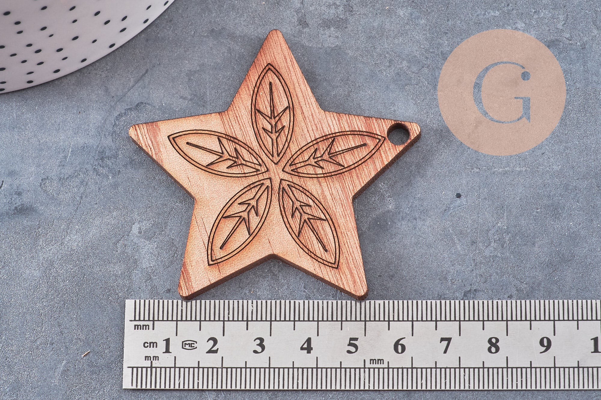 Gingerlily Kits G10919 kit déco sapin bois à peindre 8 motifs