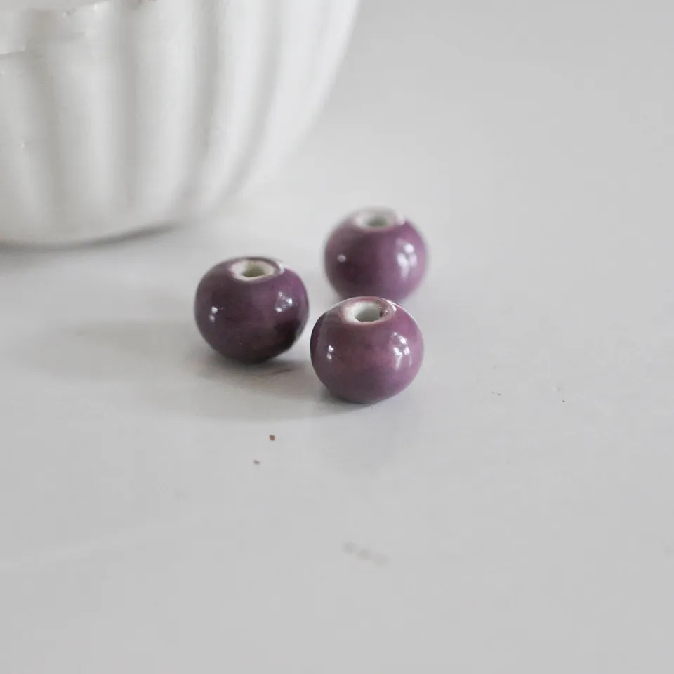 Gingerlily Perles rondes porcelaine lilas 15mm x5