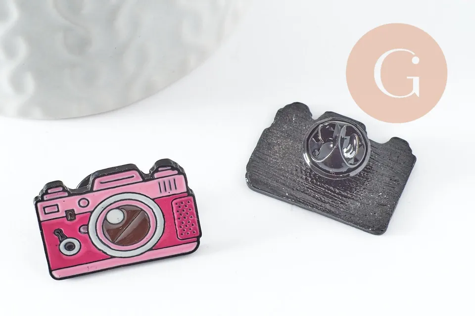 Gingerlily G9471 broche pin's appareil photo rose 24,5mm