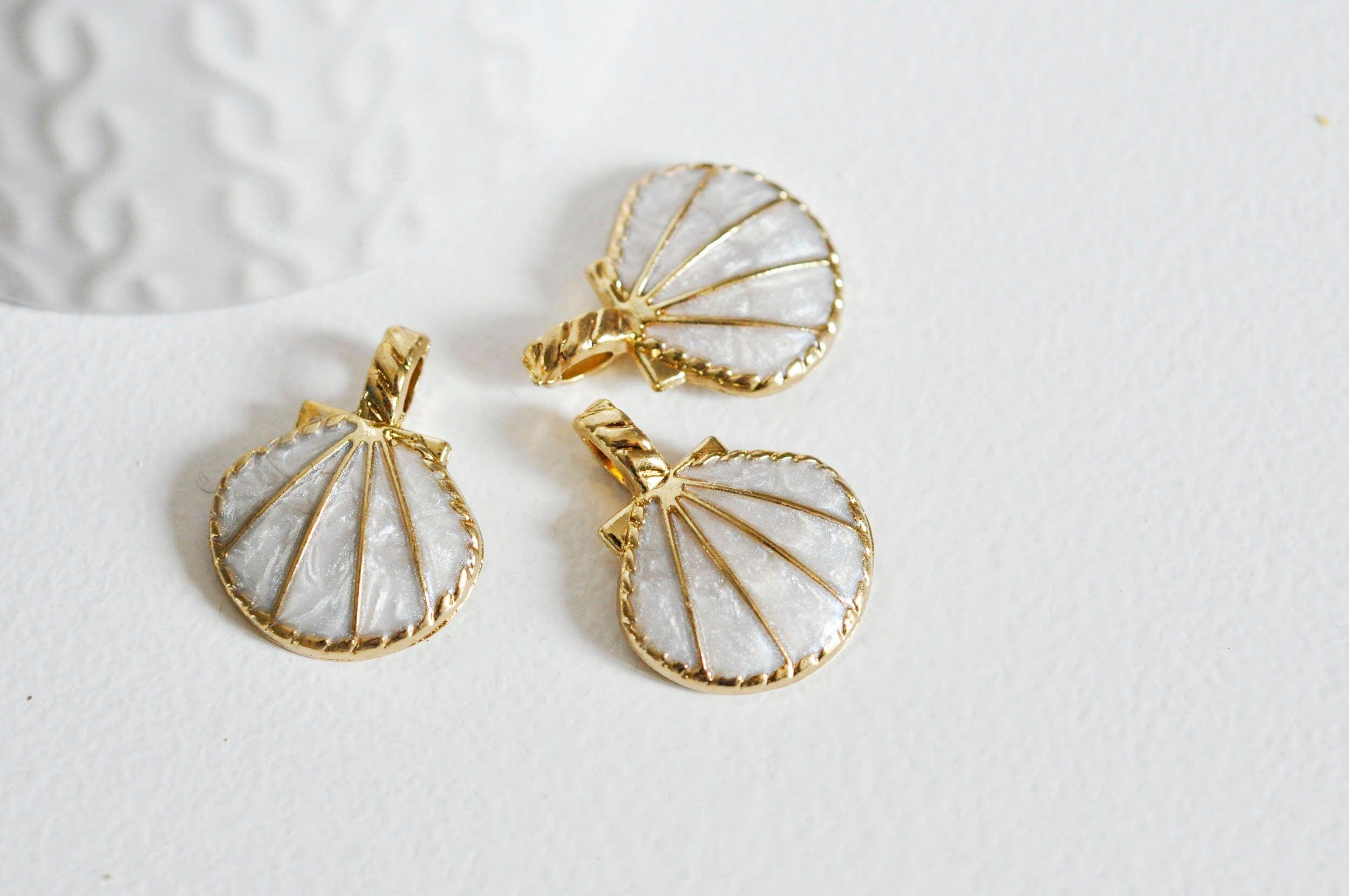 Gingerlily Pendentif coquillage doré blanc 24.5mm x2