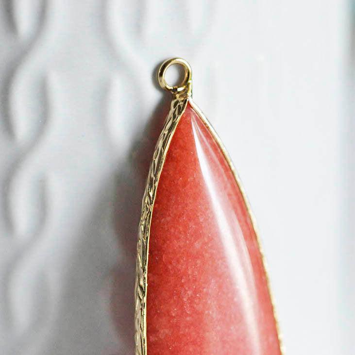 Gingerlily G1766 pendentif goutte jade rouge 58 mm