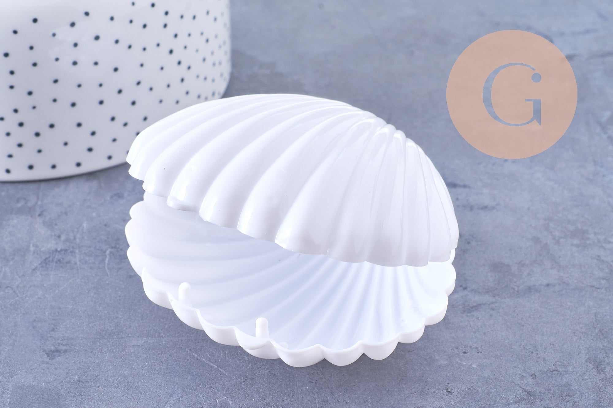 Gingerlily Boîte coquillage plastique blanc 9x7,5cm x1