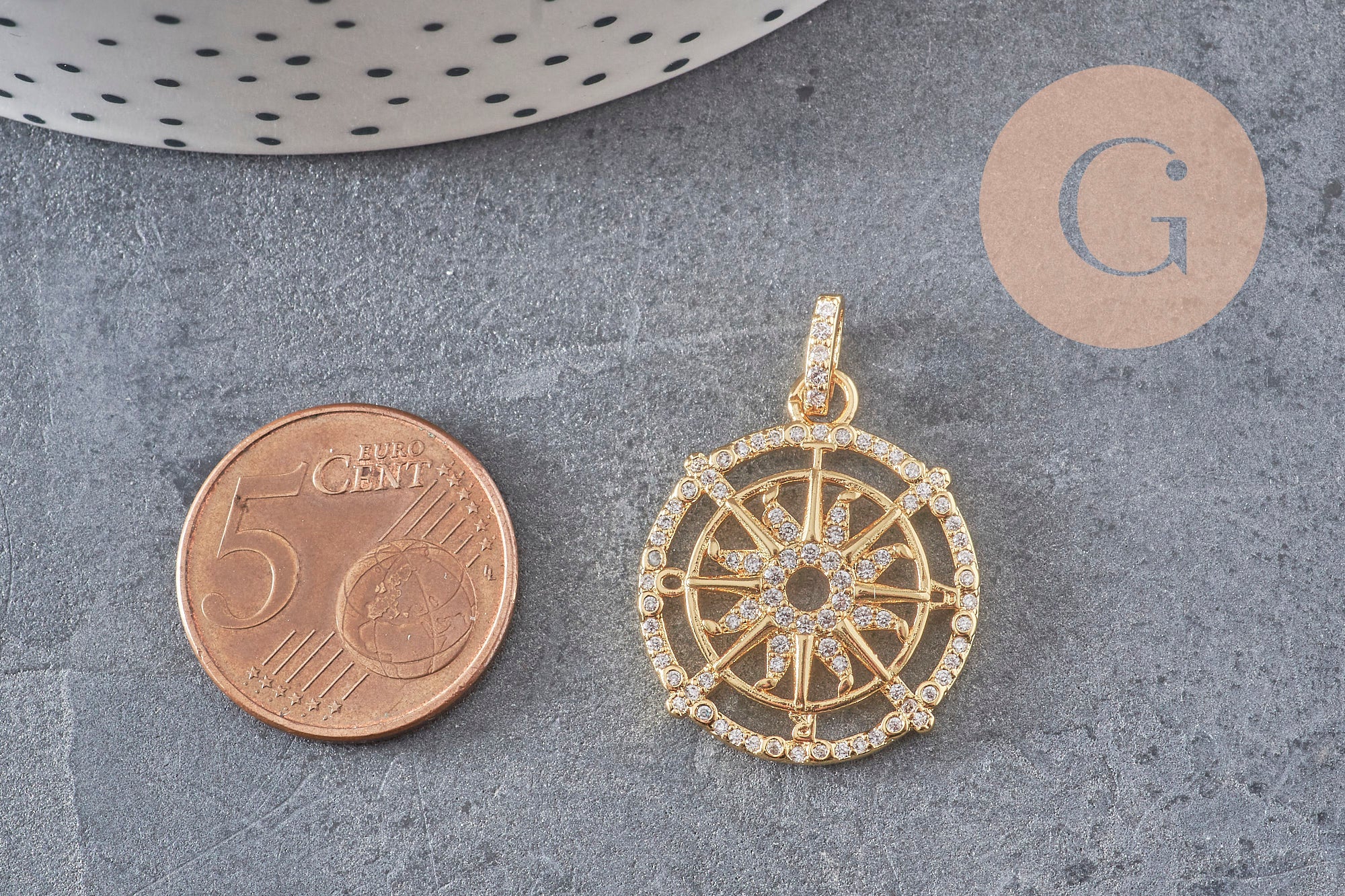 Gingerlily Pendentif médaille soleil boussole doré 21mm G3552