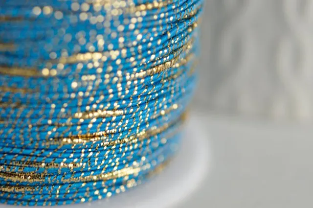 Gingerlily Perles cordon bleu or nylon 1.5mm 1m G301
