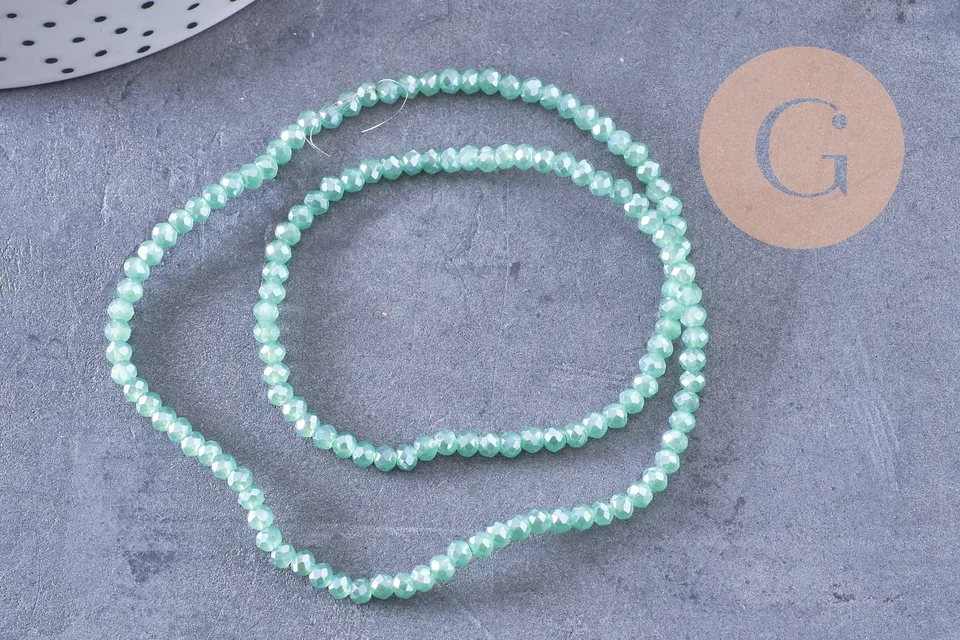 Gingerlily Perles cristal vert irisé 3x2mm fil 40cm G10616
